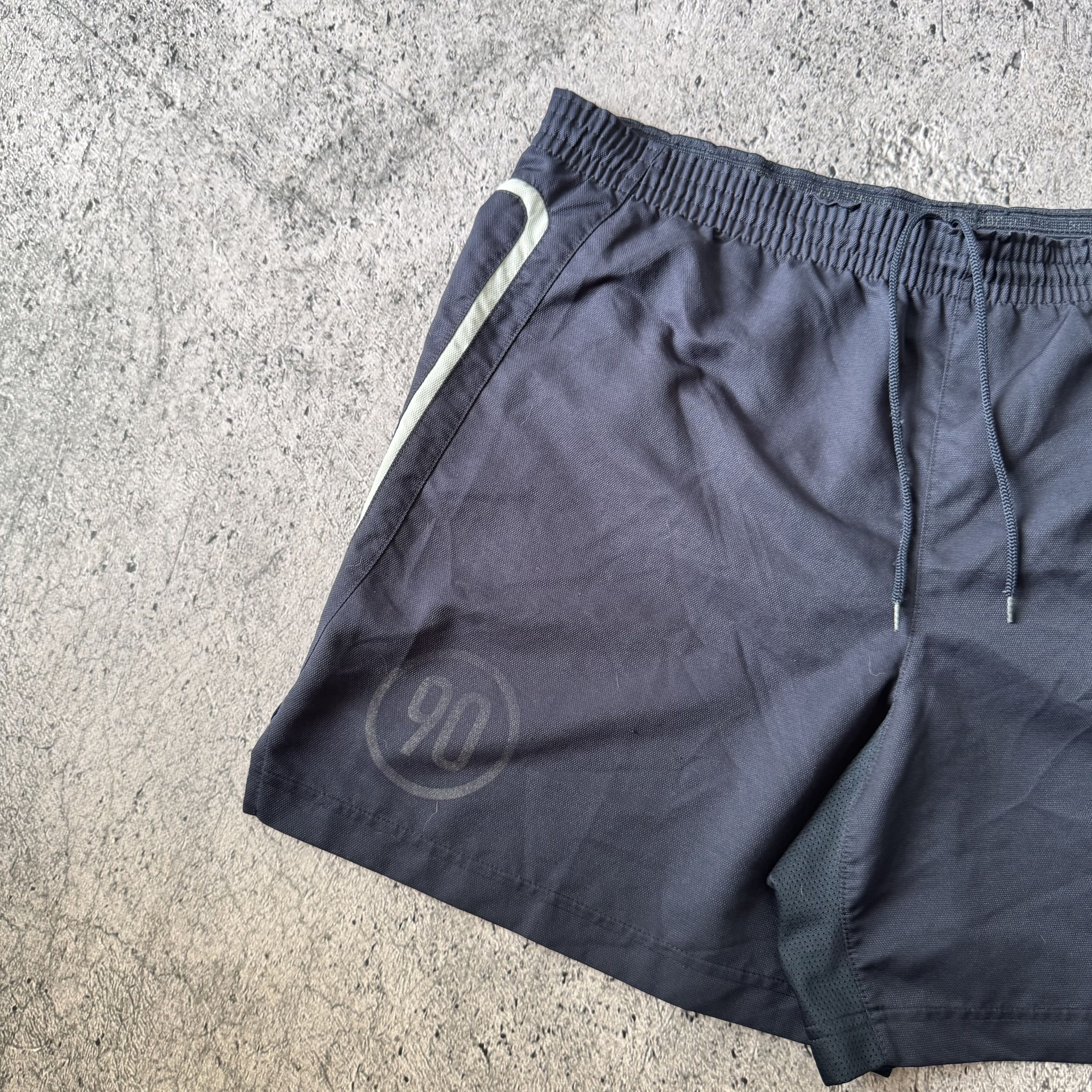 Nike Vintage T90 Nike VTG Shorts Nylon Swoosh Logo Drill Y2k Size US 34 / EU 50 - 4 Thumbnail
