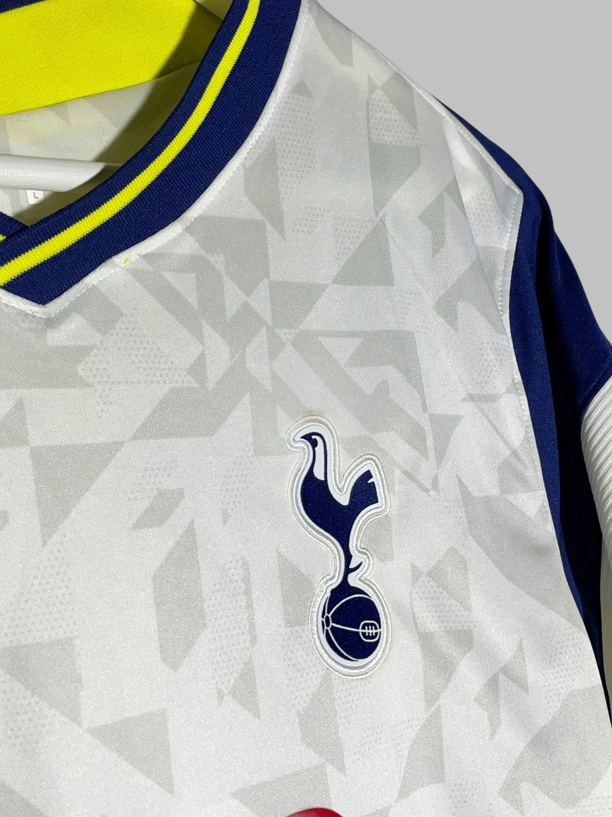 Nike #10 Hary Kane Tottenham Hotspur Nike 2018/19 Jersey Size US L / EU 52-54 / 3 - 6 Thumbnail
