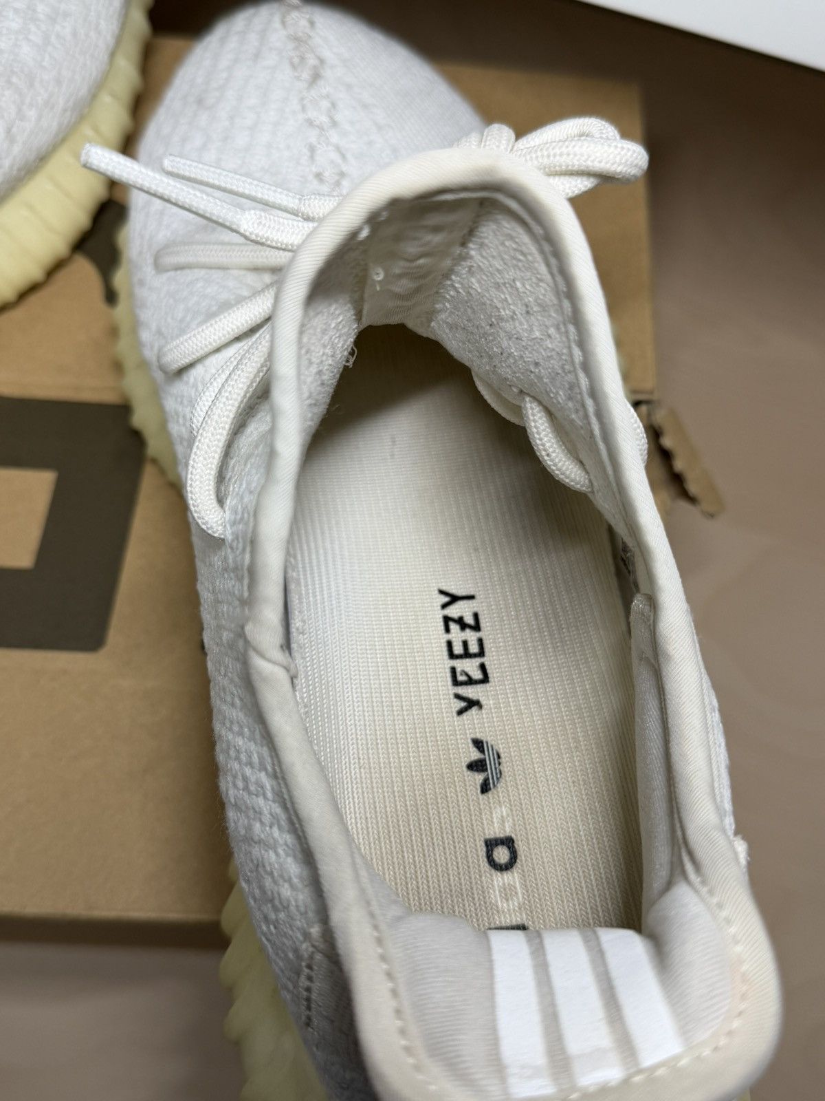 Yeezy adidas Yeezy Boost 350 V2 Cream Size US 7 / EU 40 - 7 Thumbnail