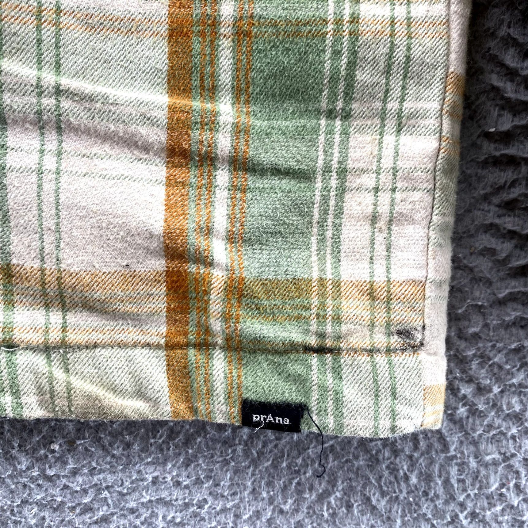 Prana prAna Shirt Men Medium Green Plaid Flannel Thermal Shacket Outdoor Camp Casual Workwear Size US M / EU 48-50 / 2 - 4 Thumbnail