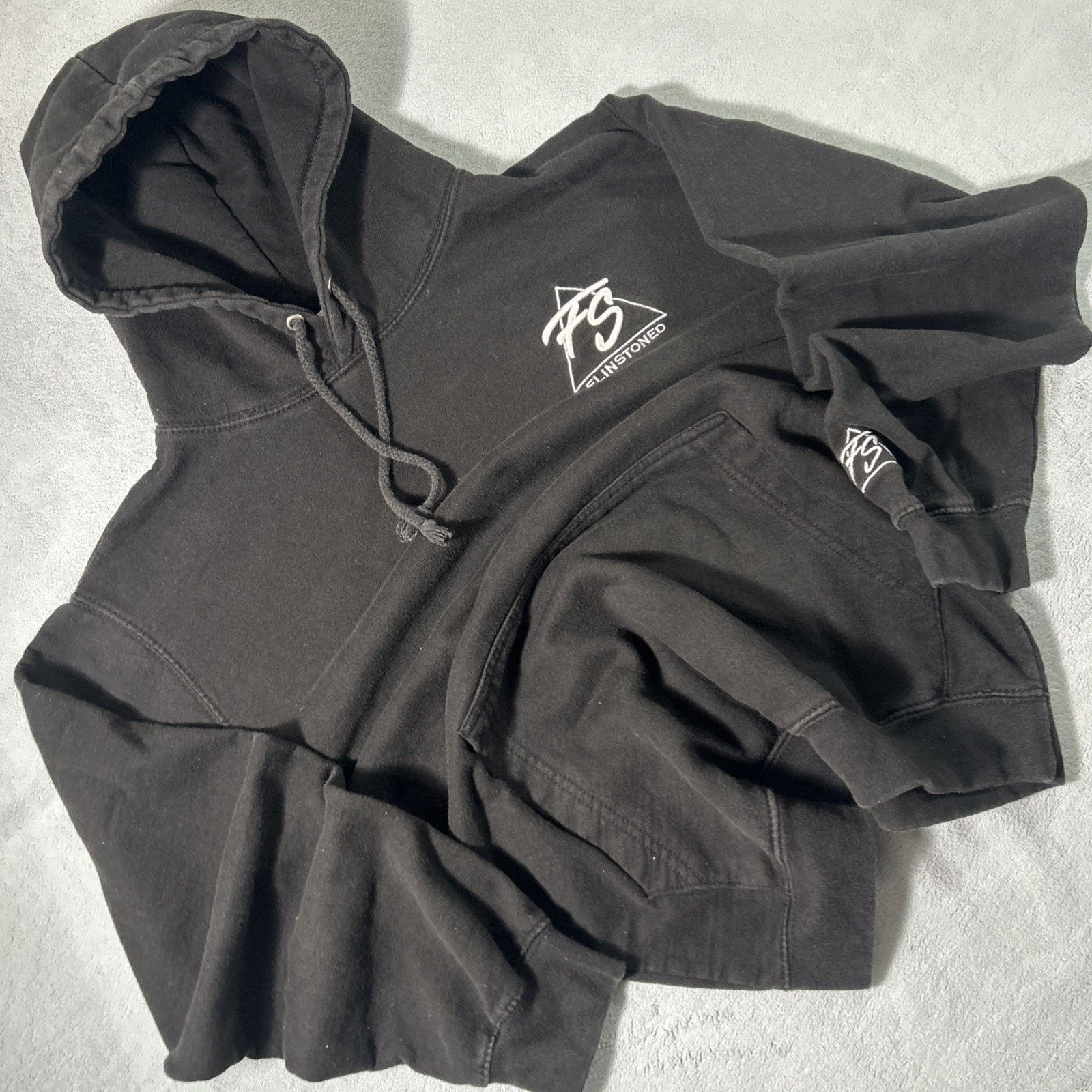 Gildan Flinstoned Clothing Hoodie Mens Small Goth Grunge Streetwear Size US S / EU 44-46 / 1 - 1 Thumbnail