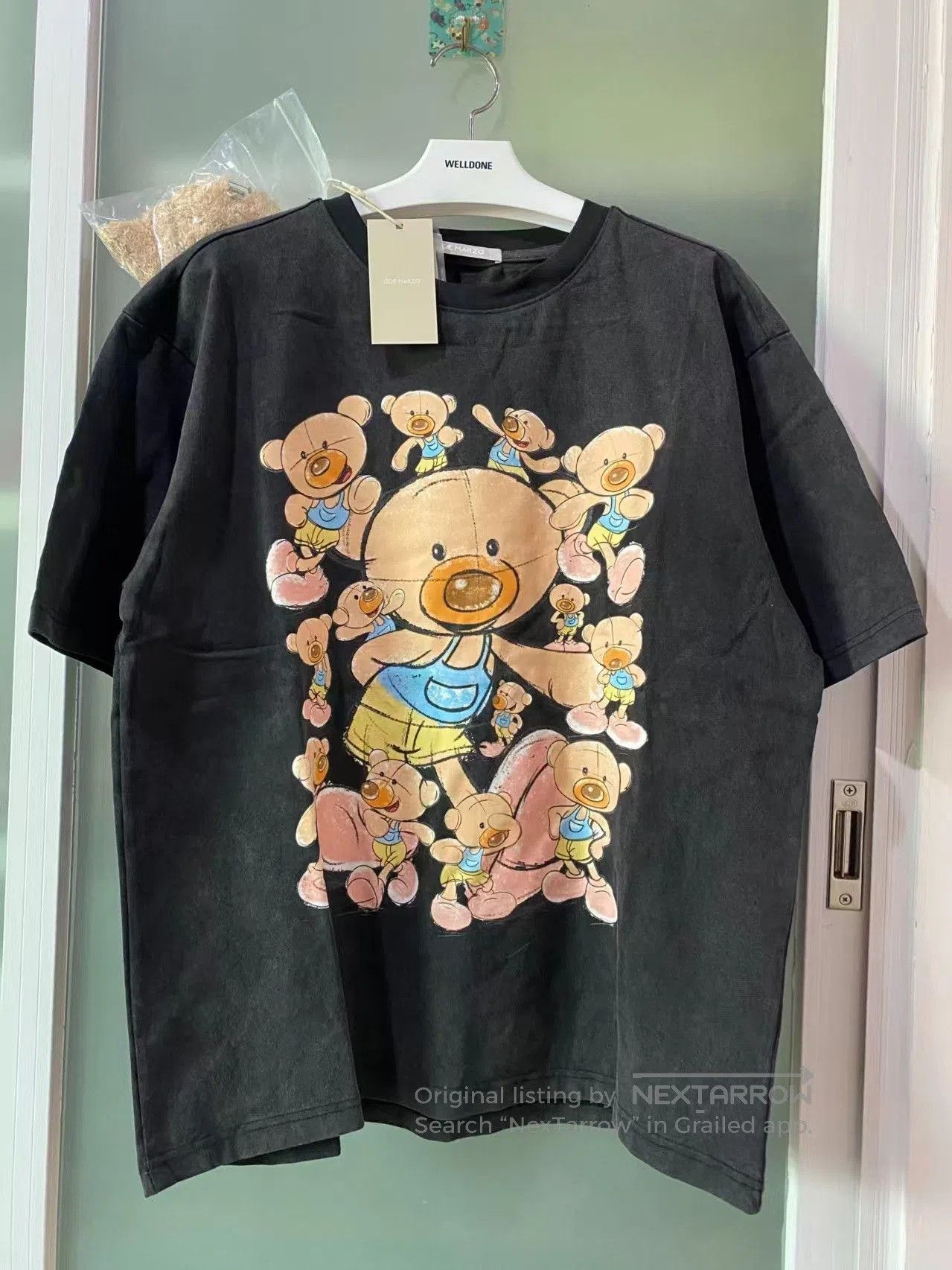 13DE MARZO 13 Demarzo Washed Bear Drop Shoulder. Size S / US 4 / IT 40 - 1 Thumbnail