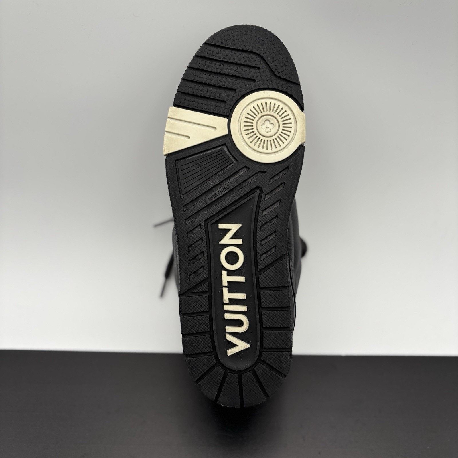 Louis Vuitton Louis Vuitton Skate ' Black ' | EXCELLENT CONDITION Size US 9.5 / EU 42-43 - 8 Thumbnail