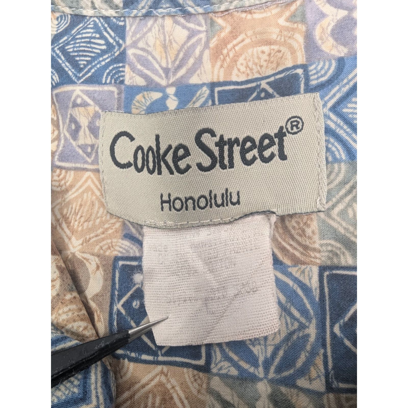 ALOHAS Cooke Street Hawaiian Button-Up Mens Shirt Short Sleeve Cotton Size Large Size US L / EU 52-54 / 3 - 6 Thumbnail
