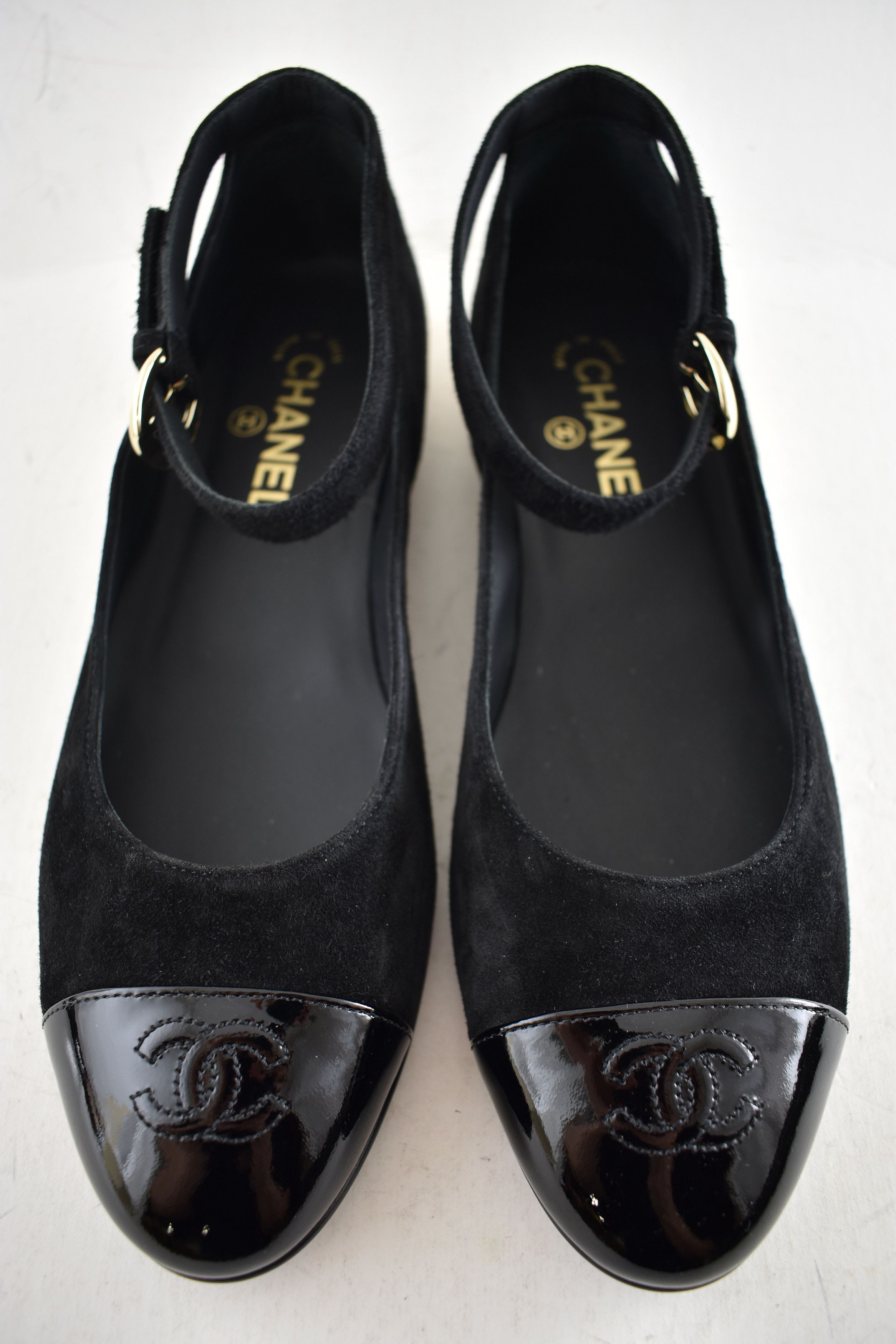 Chanel 24K Patent CC Mary Jane Ankle Strap Ballerina Ballet Flat 40 Size US 10 / IT 40 - 11 Thumbnail