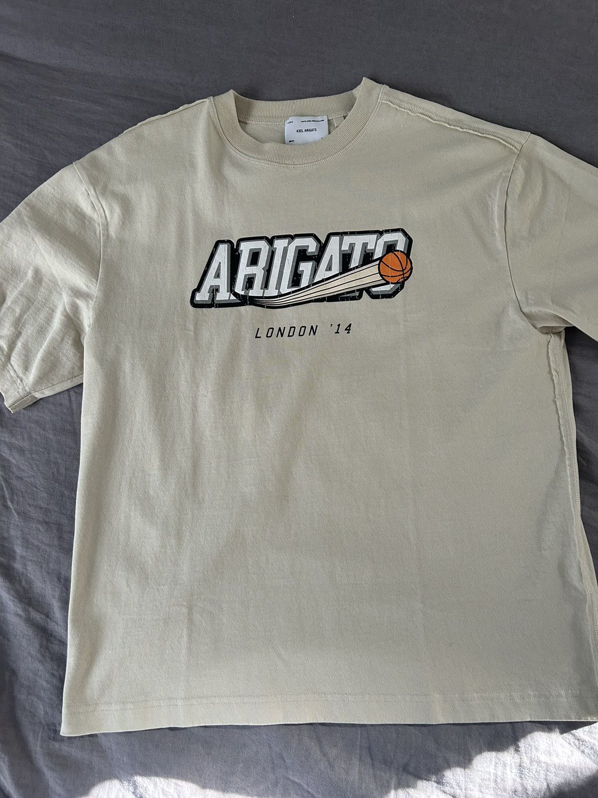 Axel Arigato Axel Arigato Cream T-Shirt Size US XS / EU 42 / 0 - 1 Thumbnail