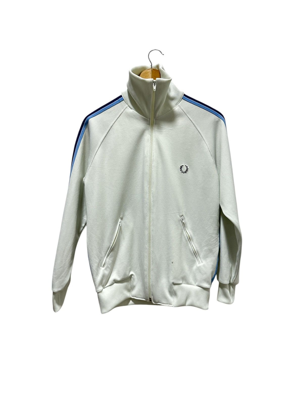 置物 FRED PERRY VINTAGE 置物 FRED PERRY VINTAGE Fred Perry Vintage - Etsy