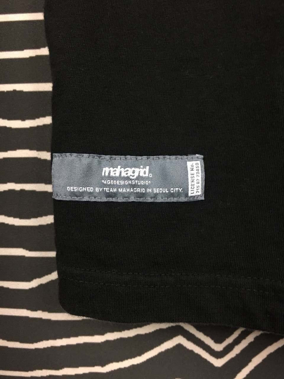Other Mahagrid MGD Design Studio Spell Out Logo Longsleeve Tee Size US L / EU 52-54 / 3 - 8 Thumbnail