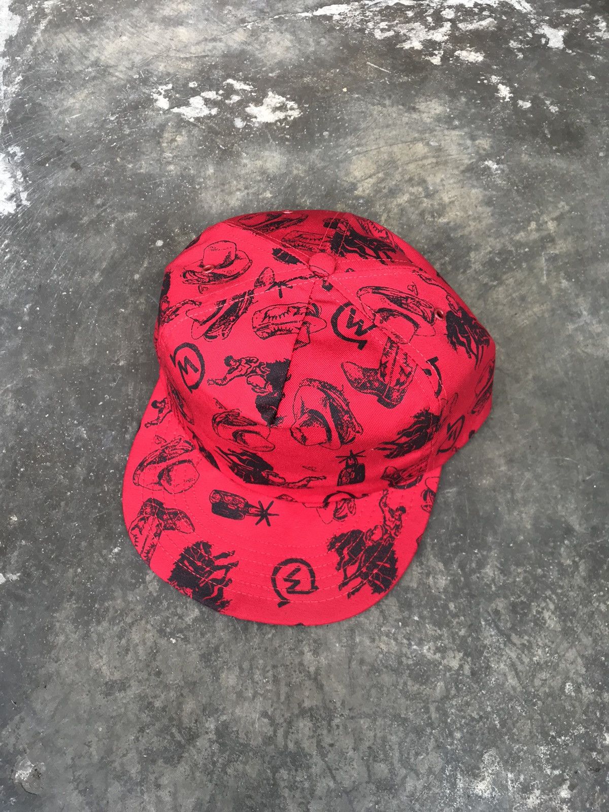 Japanese Brand Vintage All Overprint Graphic Classic Hat Size ONE SIZE - 1 Thumbnail