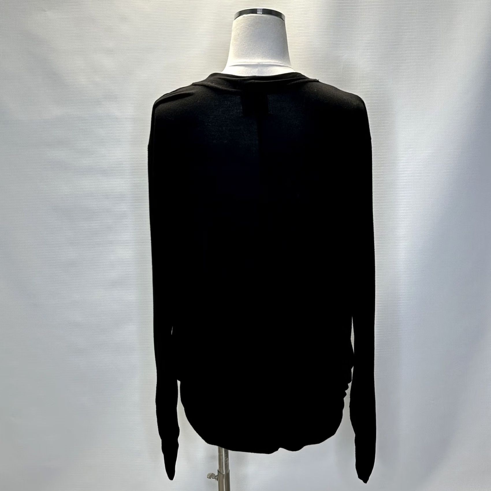 Vintage VINTAGE Anthropologie Maeve Top Blouse Womens S Black Bubble Hem V Neck Size S / US 4 / IT 40 - 3 Thumbnail