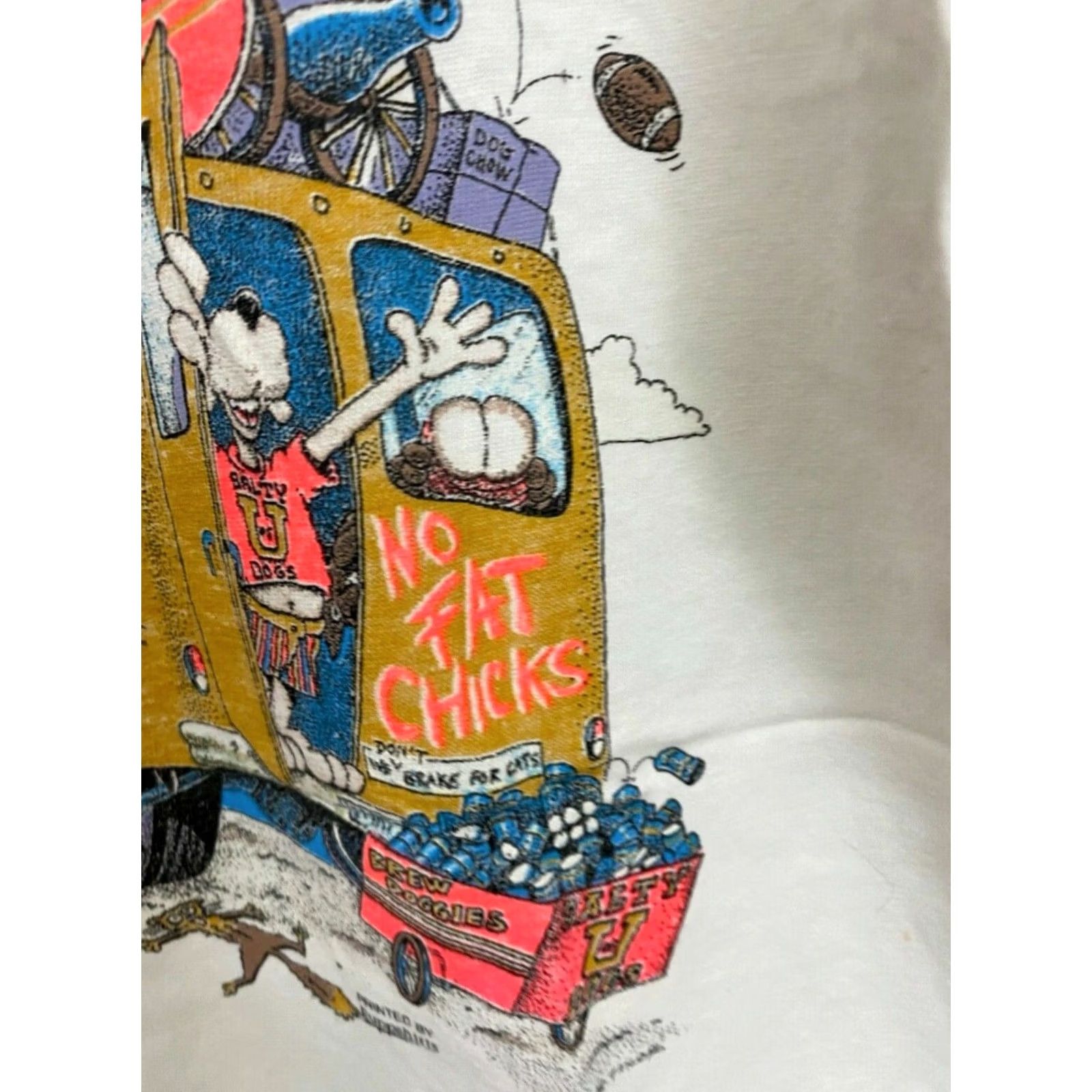 Vintage VINTAGE Spring Break With Salty Dog 80s Surf Shop Art T-Shirt M White Mens Size US M / EU 48-50 / 2 - 6 Thumbnail