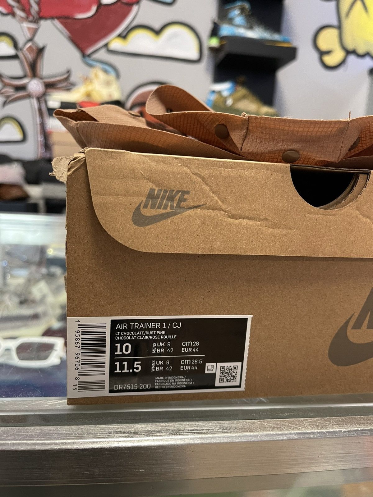 Nike × Travis Scott Size 10 - Nike Air Trainer 1 SP Travis Scott Size US 10 / EU 43 - 12 Thumbnail