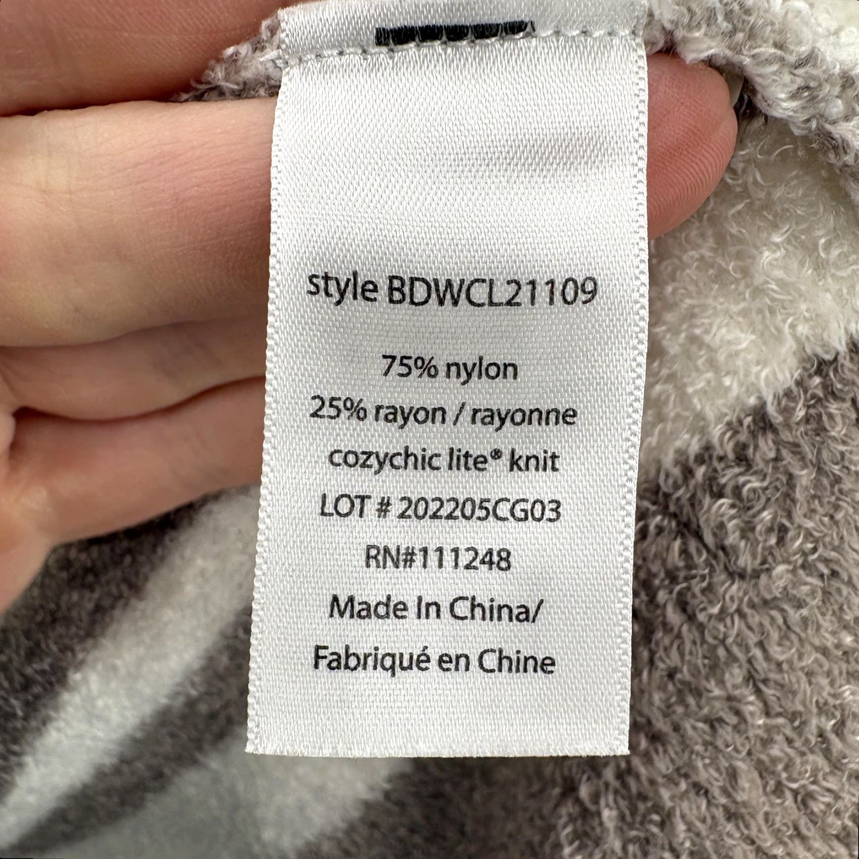 Vintage Barefoot Dreams Cardigan Sweater Womens Medium White Cozychic Lite Open Front Size M / US 6-8 / IT 42-44 - 5 Thumbnail