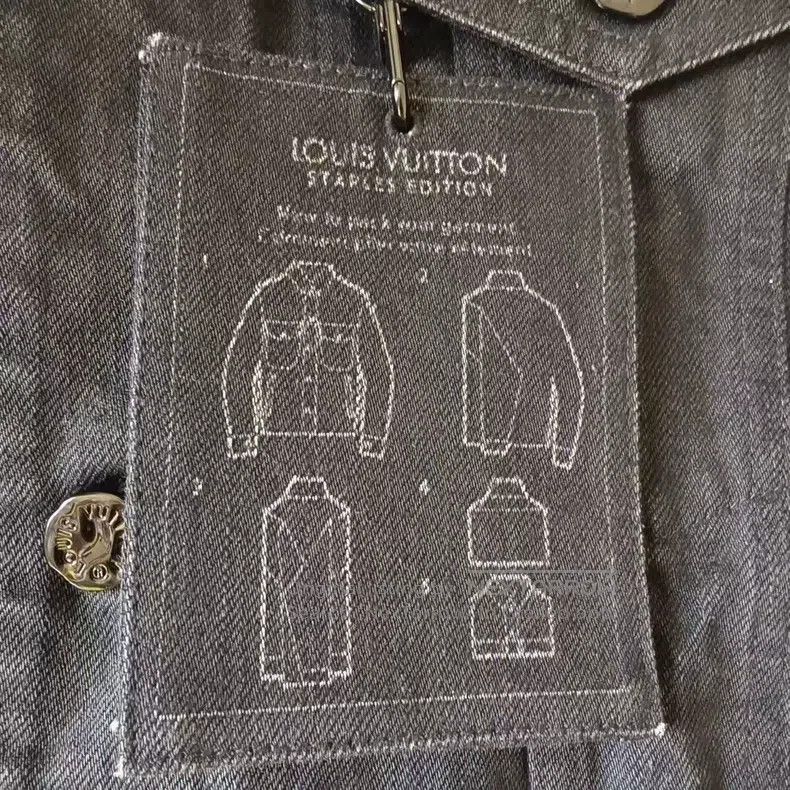 Louis Vuitton Louis Vuitton Solid patterned lapel denim jacket Size US M / EU 48-50 / 2 - 6 Thumbnail