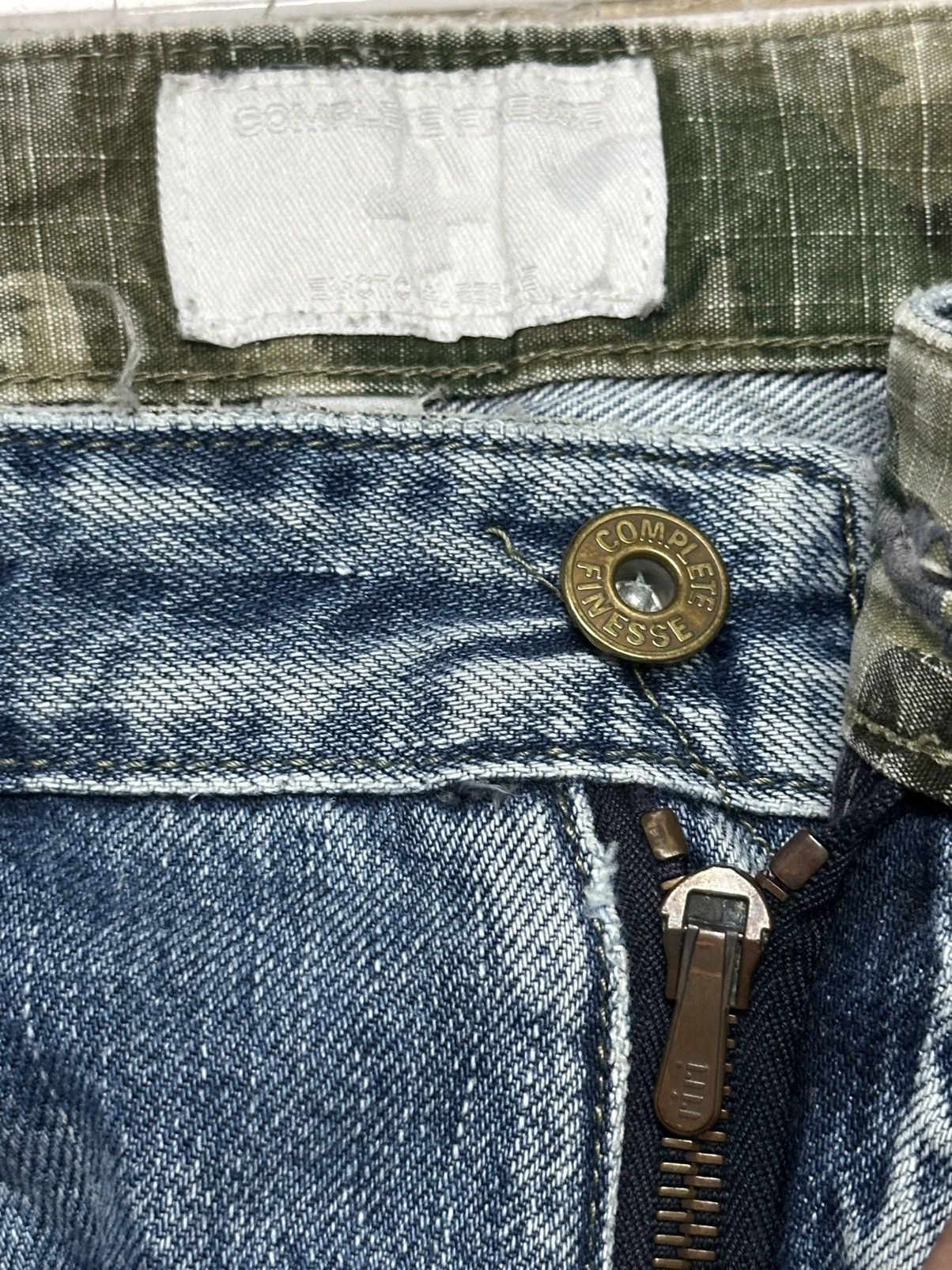 Japanese Brand Complete Finesse Japan Distressed Selvage Jeans With Faded Size US 33 - 14 Thumbnail