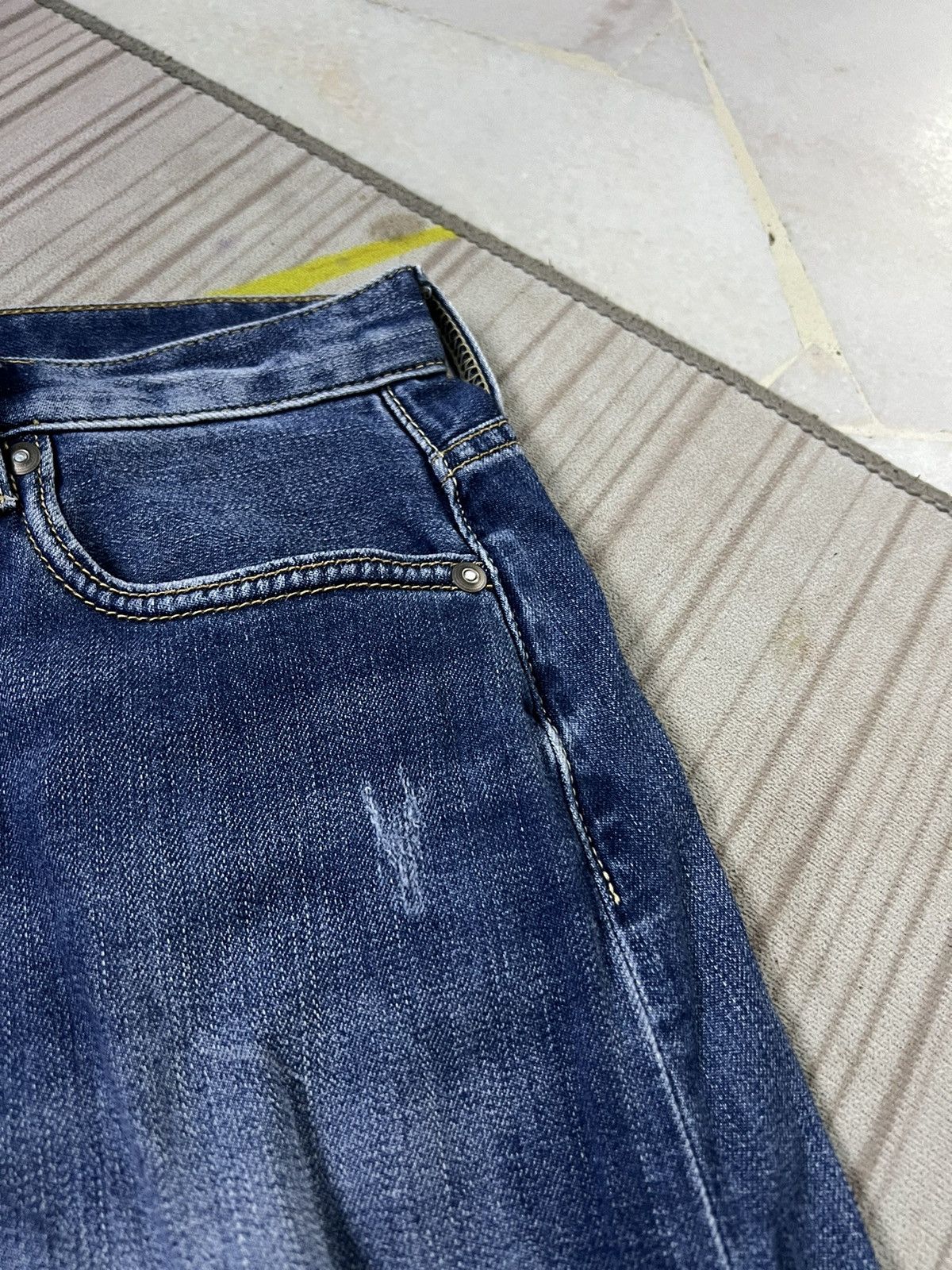 Designer × Issey Miyake × Japanese Brand P.L.S.T Issey Miyake Distressed Jeans Size US 26 / EU 42 - 4 Thumbnail