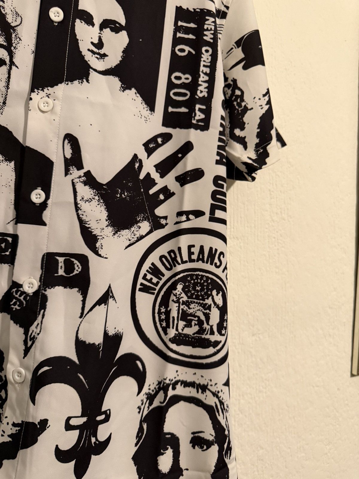 G59 Records G59 Records New Orleans collage button down shirt size M Size US M / EU 48-50 / 2 - 3 Thumbnail