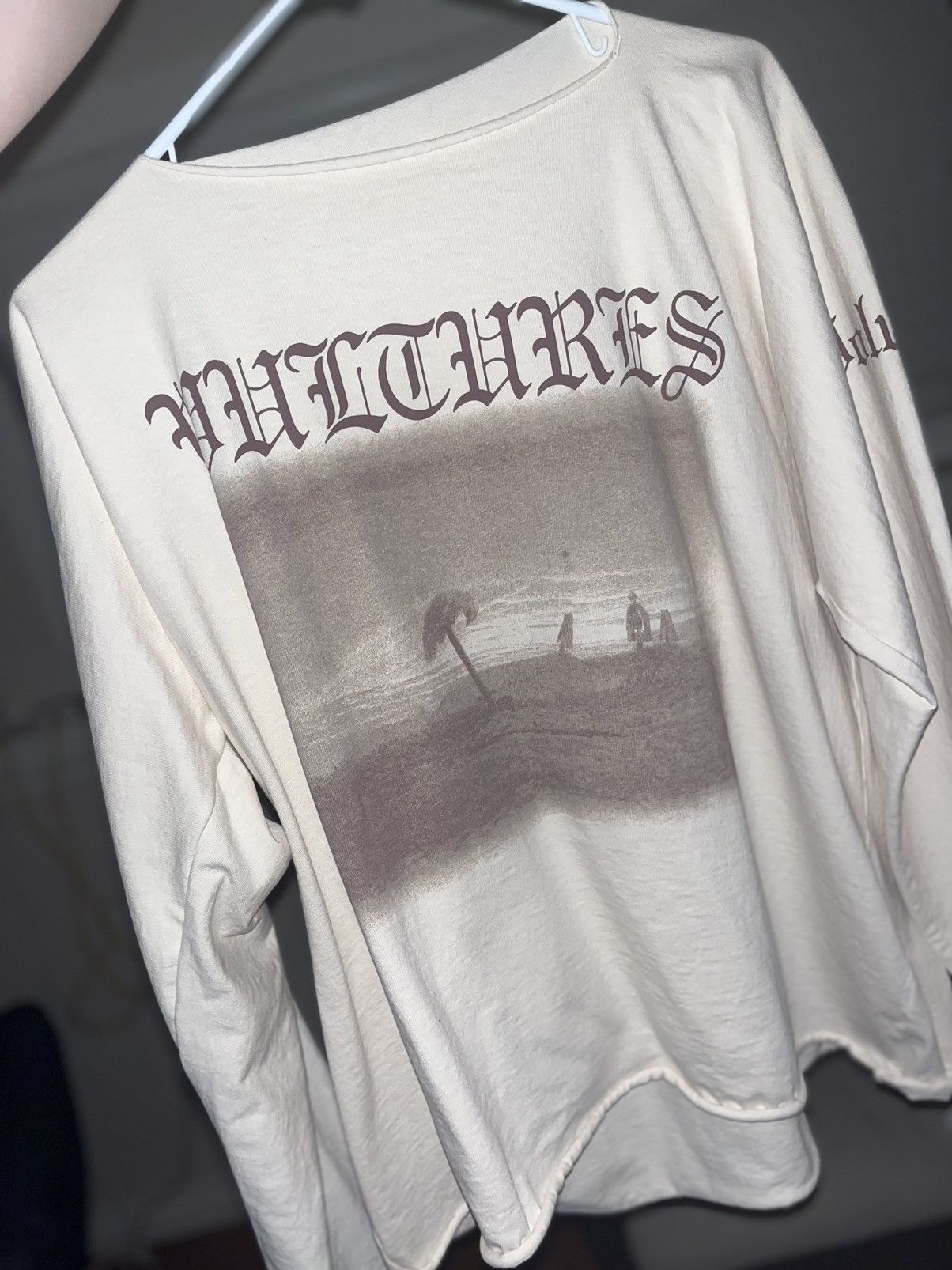 Kanye West × Yeezy Vultures SIZE 1 LONG SLEEVE T Fits S-M Size US M / EU 48-50 / 2 - 3 Thumbnail