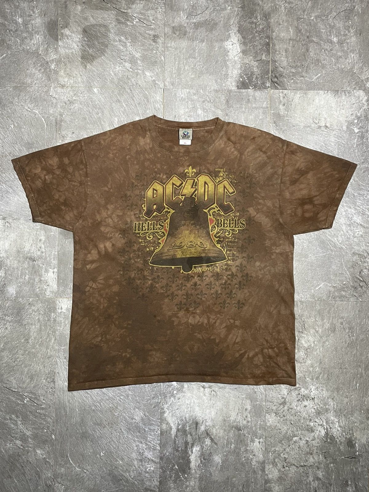 Band Tees Vintage AC/DC Liquid Blue Hells Bells T-Shirt 2007 XL Size US XL / EU 56 / 4 - 1 Thumbnail