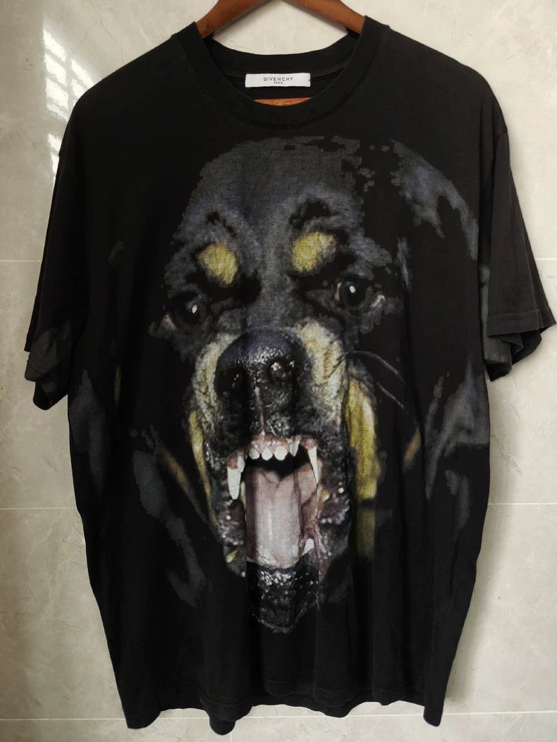 Givenchy Givenchy Short Sleeve, S Size Oversize Fit Size US S / EU 44-46 / 1 - 1 Thumbnail