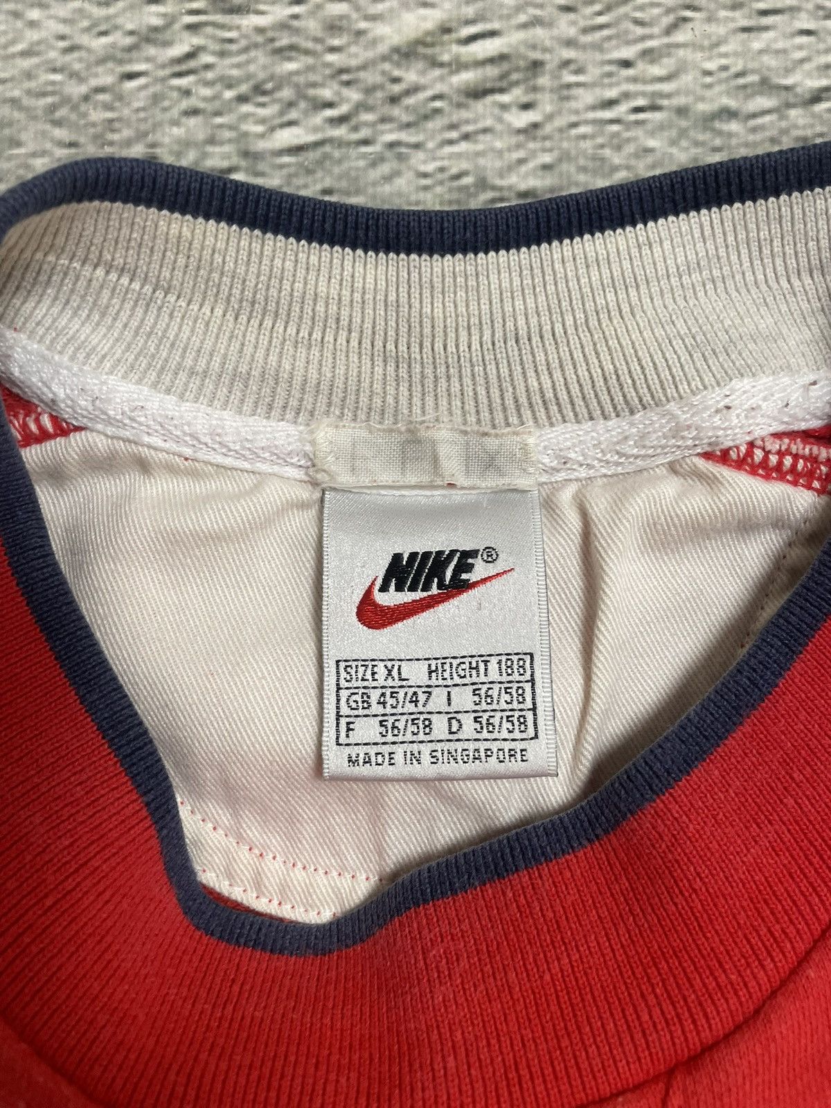 Nike Nike Crewneck Vintage Red Big Logo swoosh 90s Size US XL / EU 56 / 4 - 3 Thumbnail