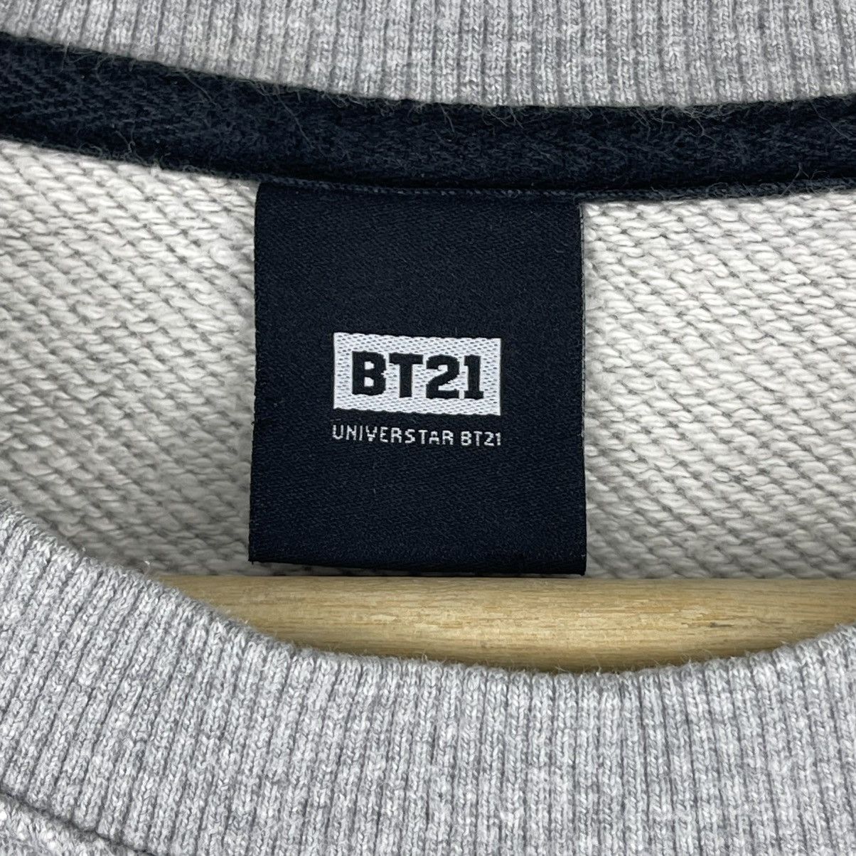 Japanese Brand BT21 K-pop Sweatshirt Size US M / EU 48-50 / 2 - 7 Thumbnail