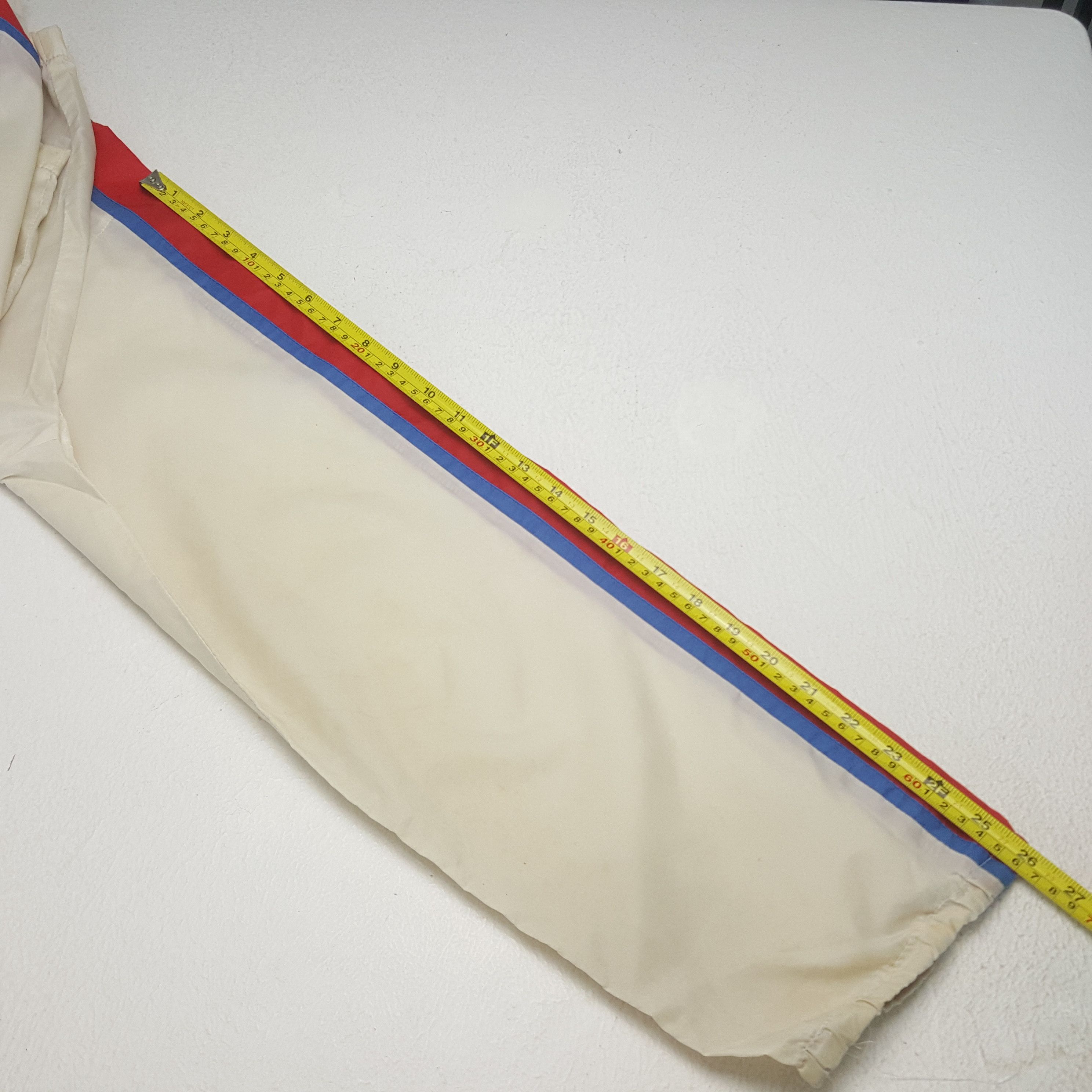 Nike Vintage NIKE Half Zipper Outdoor Windbreaker Jacket RR8 Size US L / EU 52-54 / 3 - 10 Thumbnail
