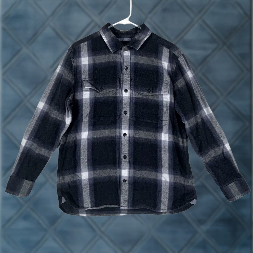 Vintage REI Long Sleeve Plaid Button-Up Shirt Men M Blue Cotton Slip-Pocketed Regular Fit Vintage No Size US M / EU 48-50 / 2 - 1 Thumbnail