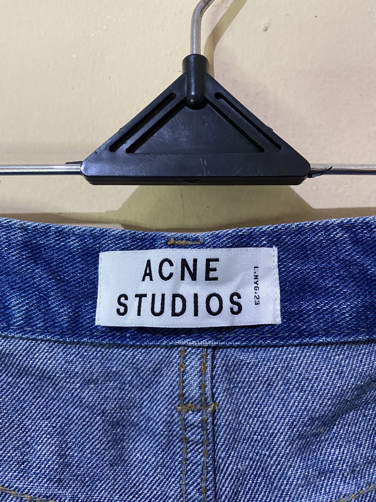 Acne Studios Bliss Merci Paw13 Distressed Short Denim