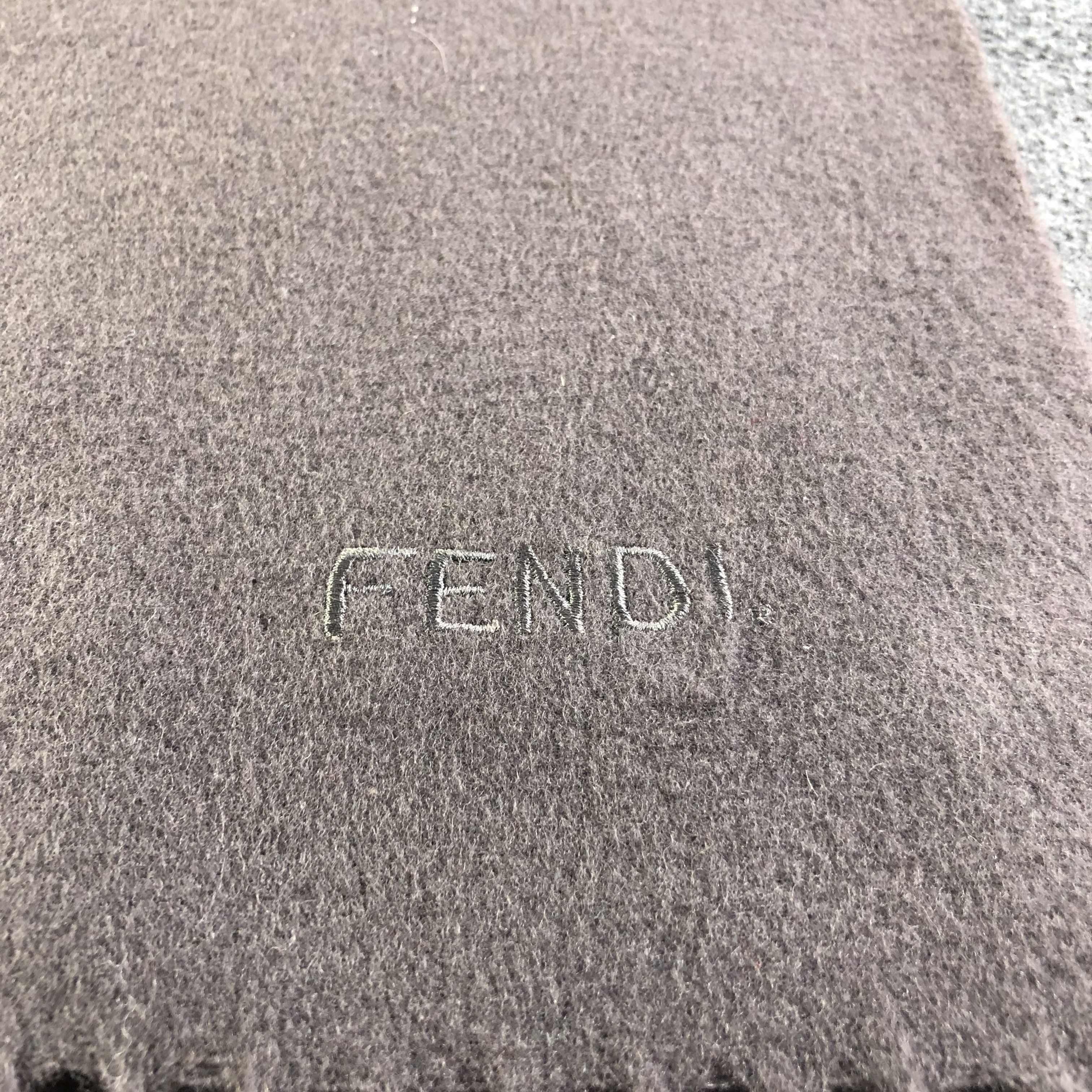 Fendi Fendi Plain Wool Scarf Muffler V1752 Size ONE SIZE - 4 Thumbnail