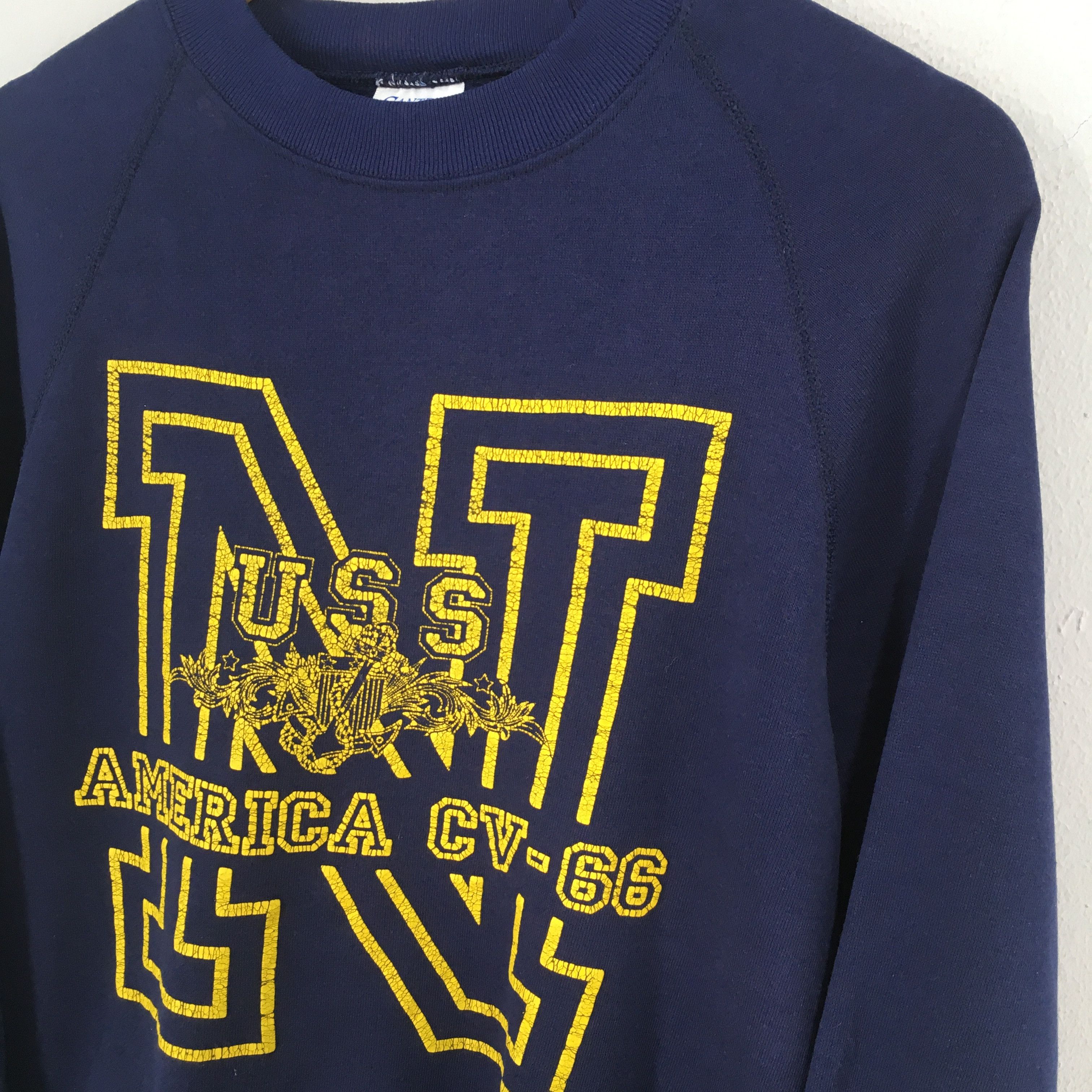Vintage Vintage 90s United States Navy Blue Sweatshirt Large Size US L / EU 52-54 / 3 - 3 Thumbnail