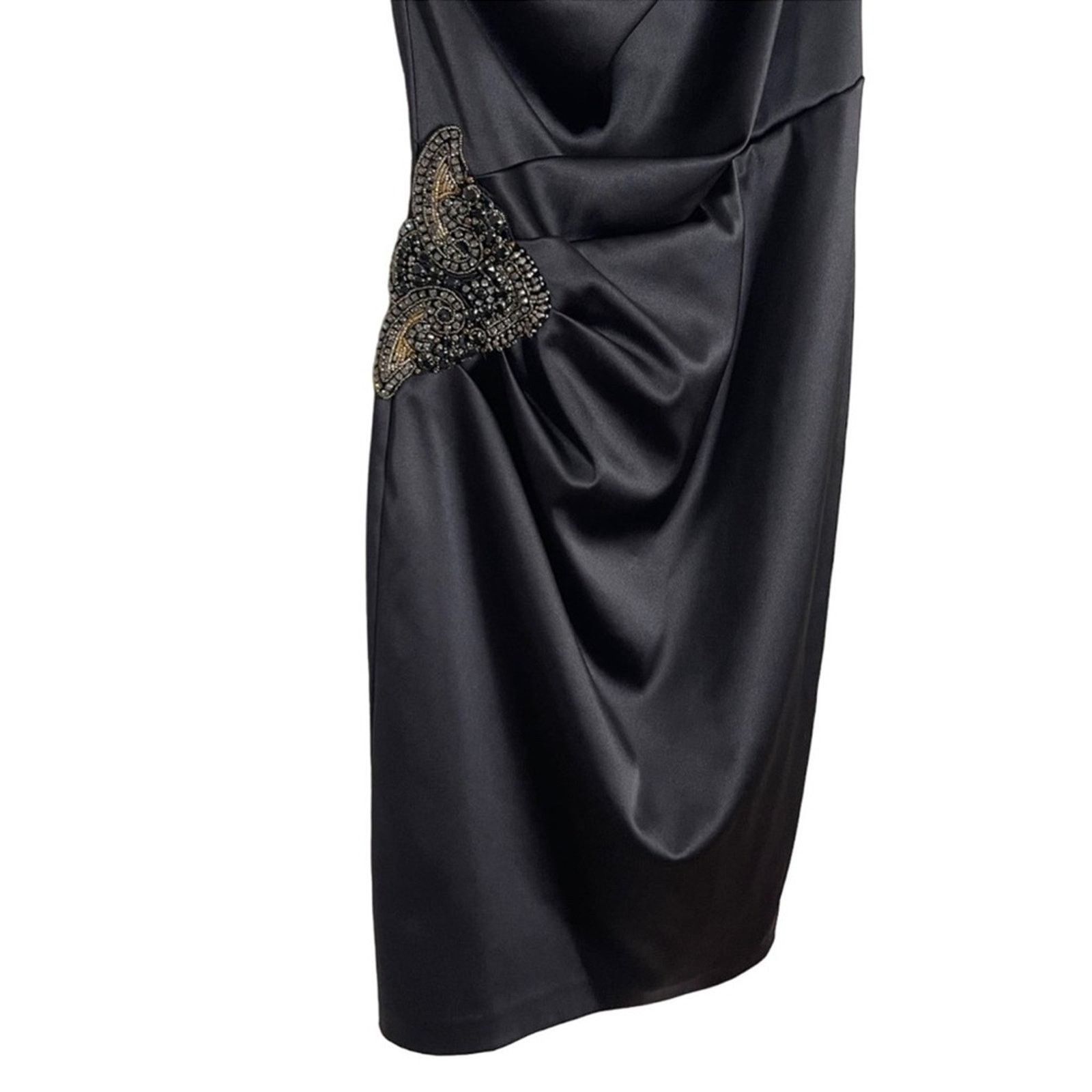 Other ELIZA J One-Shoulder Beaded Satin Formal Dress Size M / US 6-8 / IT 42-44 - 6 Thumbnail