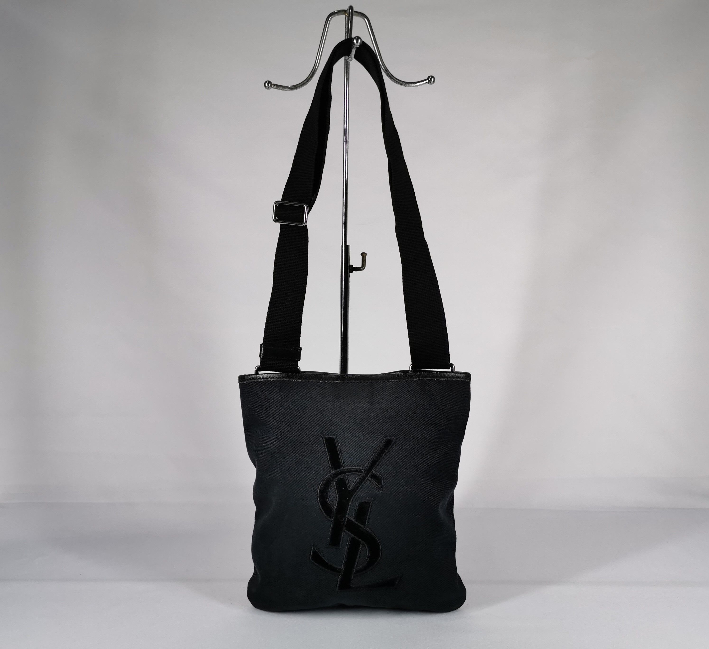 Yves Saint Laurent Yves Saint Laurent Embroidery Suede Crossbody Shoulder Bag Size ONE SIZE - 1 Thumbnail