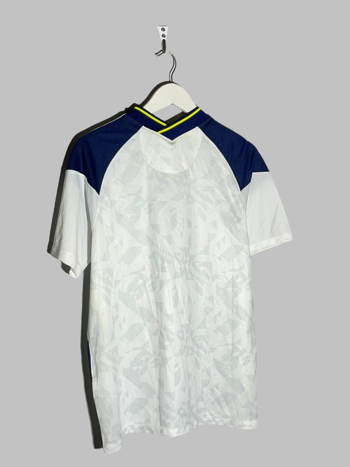 Nike Tottenham Hotspur Nike 2020/21 Home Football Shirt Size US M / EU 48-50 / 2 - 12 Thumbnail