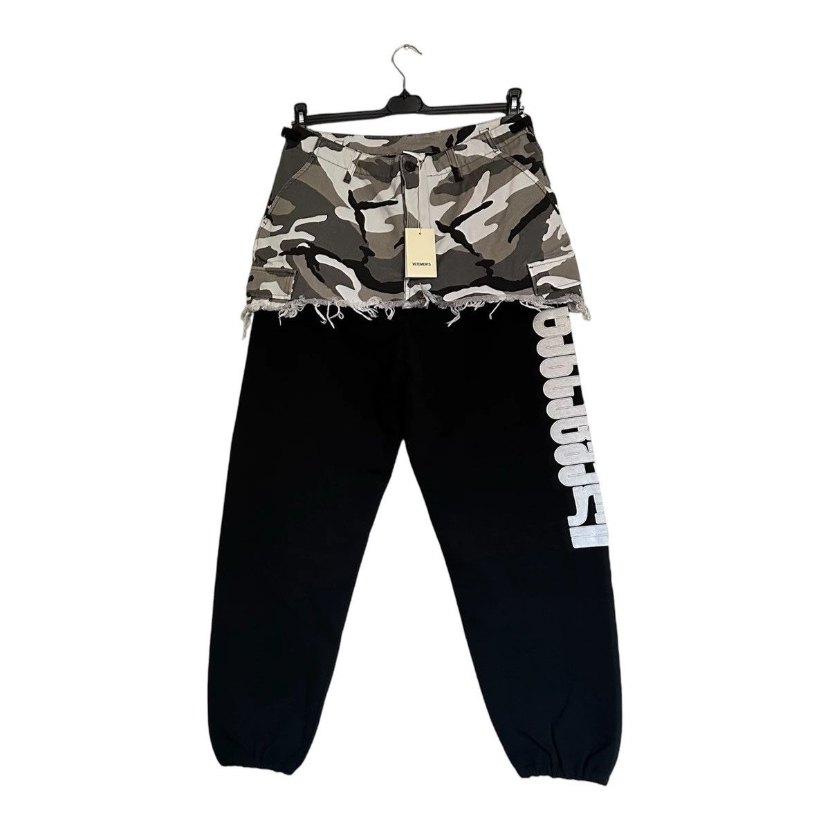 Vetements Vetements graffiti wide leg pants | Grailed