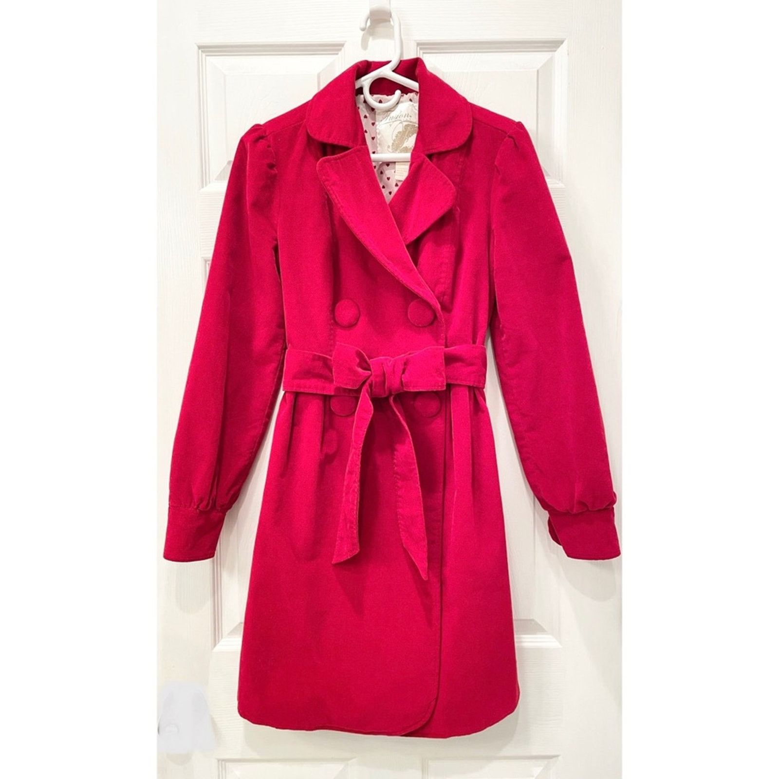 Other Vintage Heart Lined Red Velour Coat Size M / US 6-8 / IT 42-44 - 1 Thumbnail
