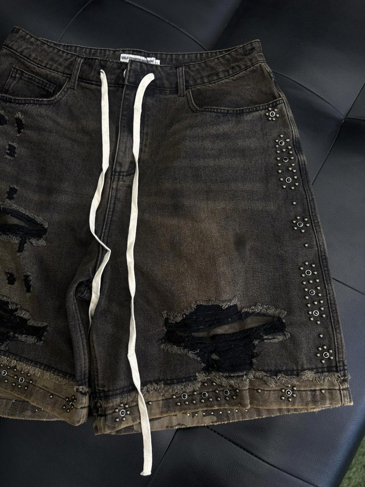 Vale Valley Denim Studded Shorts Size 32 (Brand New) Black/Brown Size US 32 / EU 48 - 2 Thumbnail