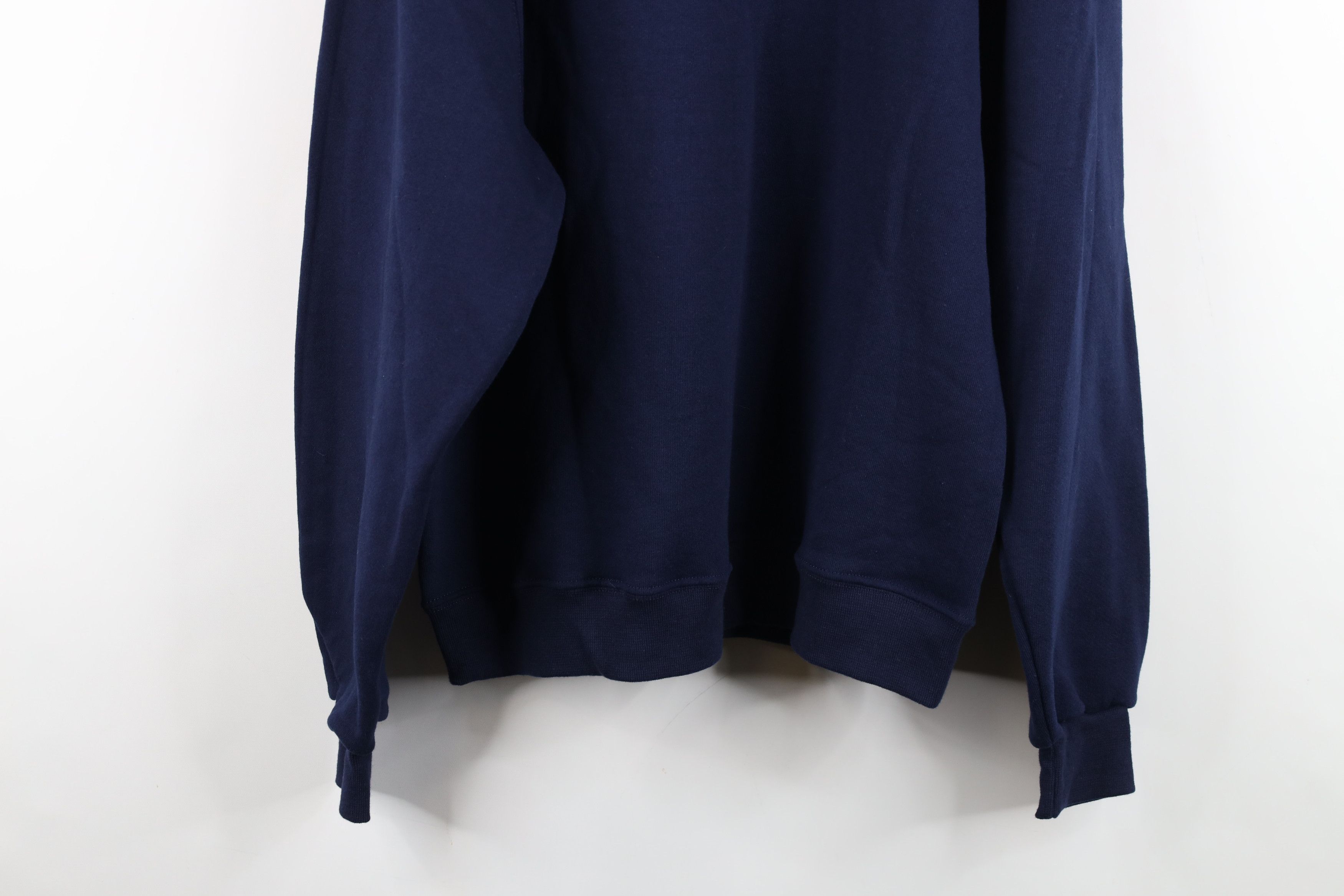 Russell Athletic Vintage 90s Russell Athletic Crewneck Sweatshirt Navy Blue Size US L / EU 52-54 / 3 - 13 Thumbnail