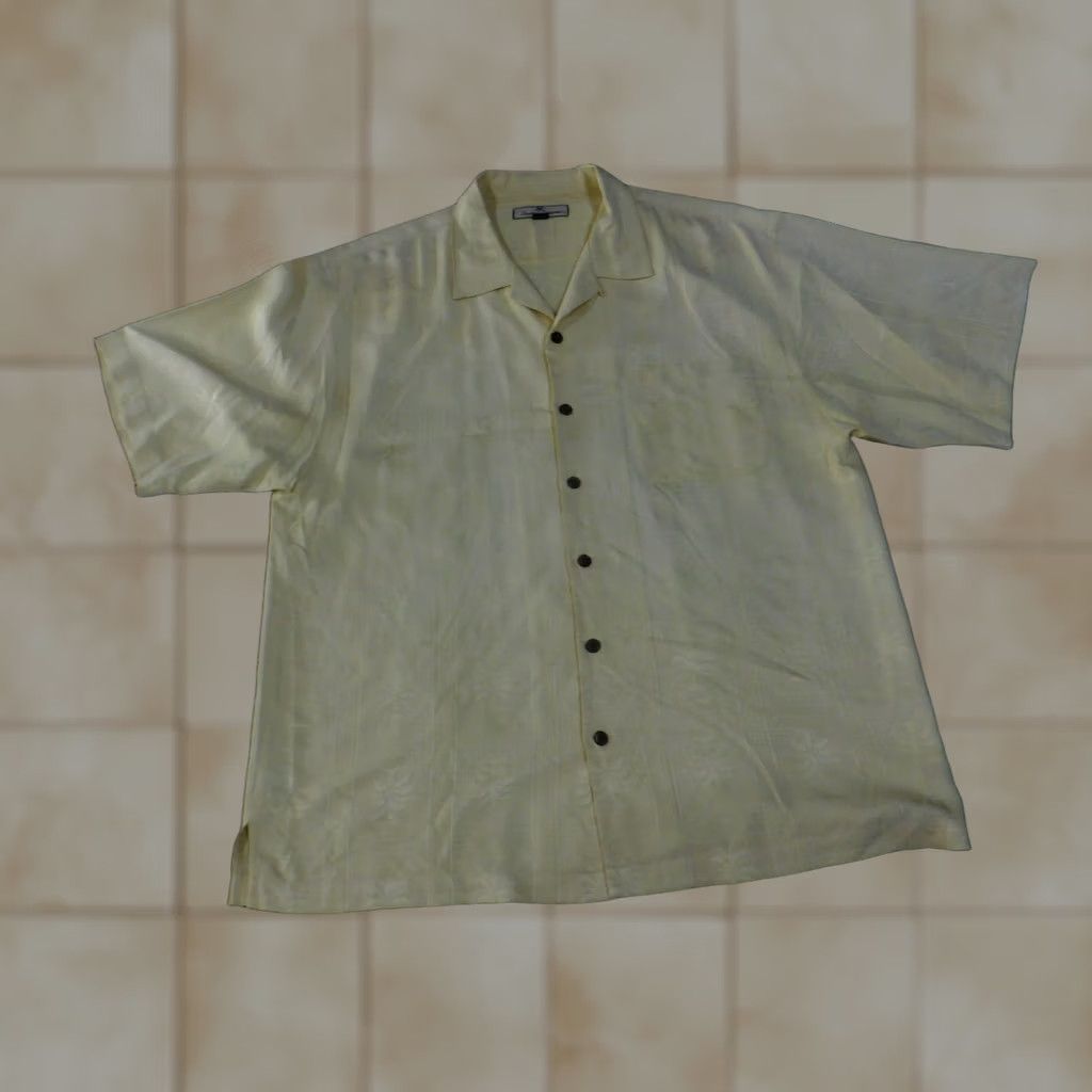 Tommy Bahama Tommy Bahama Shirt Mens XL Yellow Silk Tropical Casual Button Front Short Sleeve Size US XL / EU 56 / 4 - 1 Thumbnail