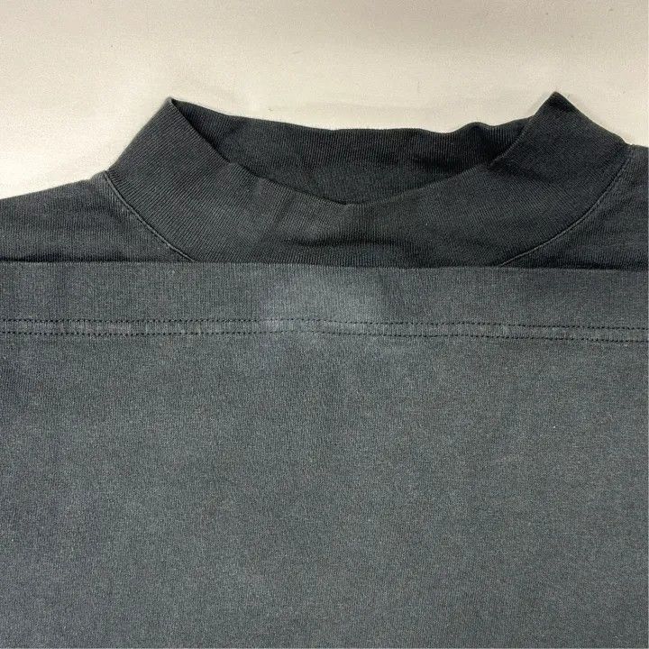 Balenciaga Balenciaga YEEZY x Gap x Balenciaga 3/4 Sleeve Tee -2507 Size US S / EU 44-46 / 1 - 4 Thumbnail