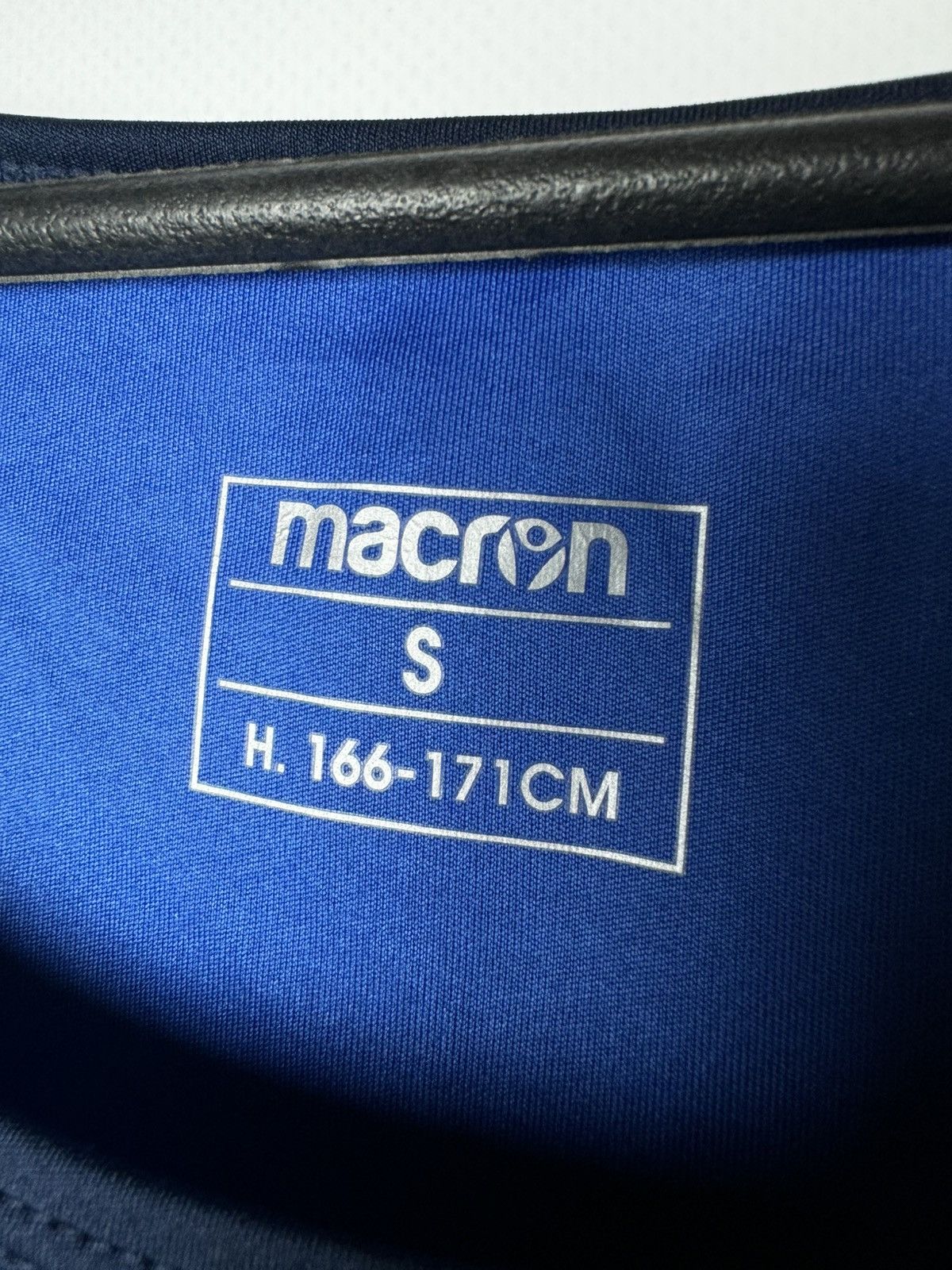 Macron FIR Italy 2018 Rugby Shirt Jersey Macron size S Size US S / EU 44-46 / 1 - 7 Thumbnail