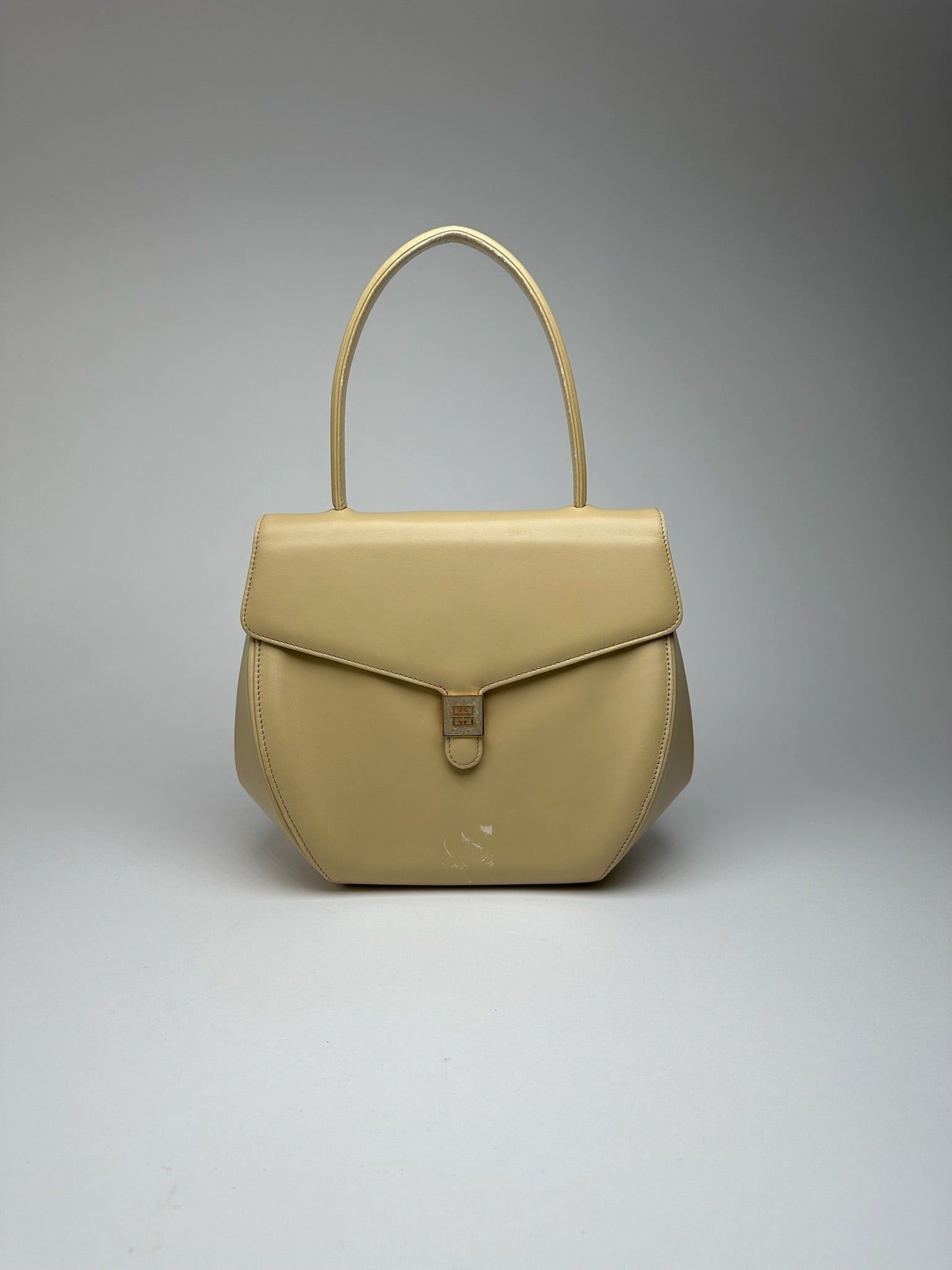 Givenchy Vintage leather Bag beige Size ONE SIZE - 1 Thumbnail