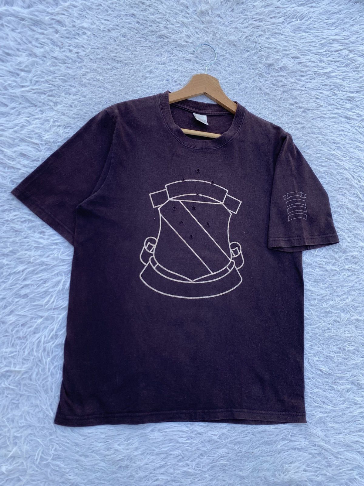 Japanese Brand Rare Vintage Shield Logo Inspired by Number Nine Tshirt Size US M / EU 48-50 / 2 - 3 Thumbnail