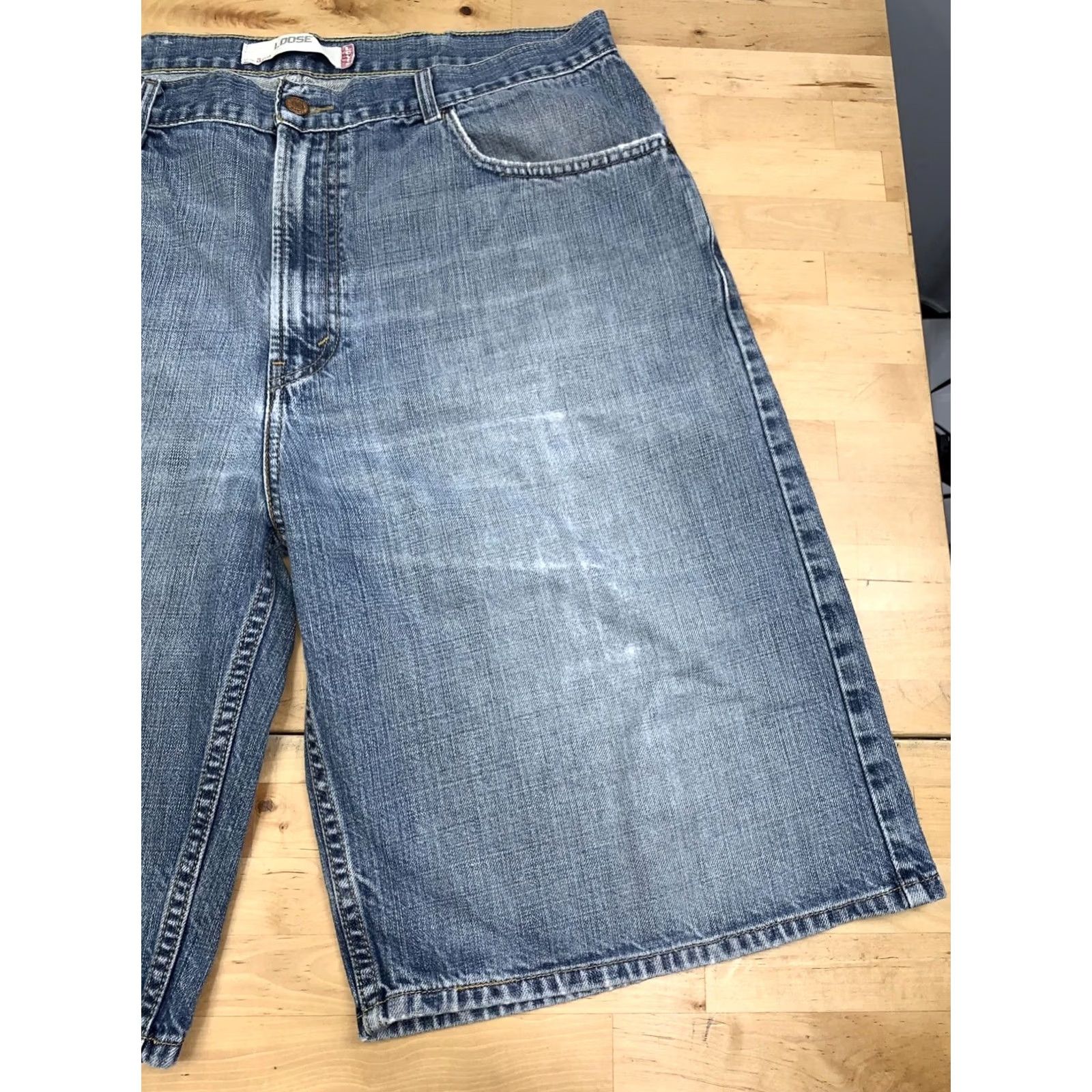 Levi's VINTAGE Levi's 569 Jeans Shorts Bermuda Men 38 Blue Relaxed 5-Pocket Y2K Skater Shorts Size US 38 / EU 54 - 7 Thumbnail