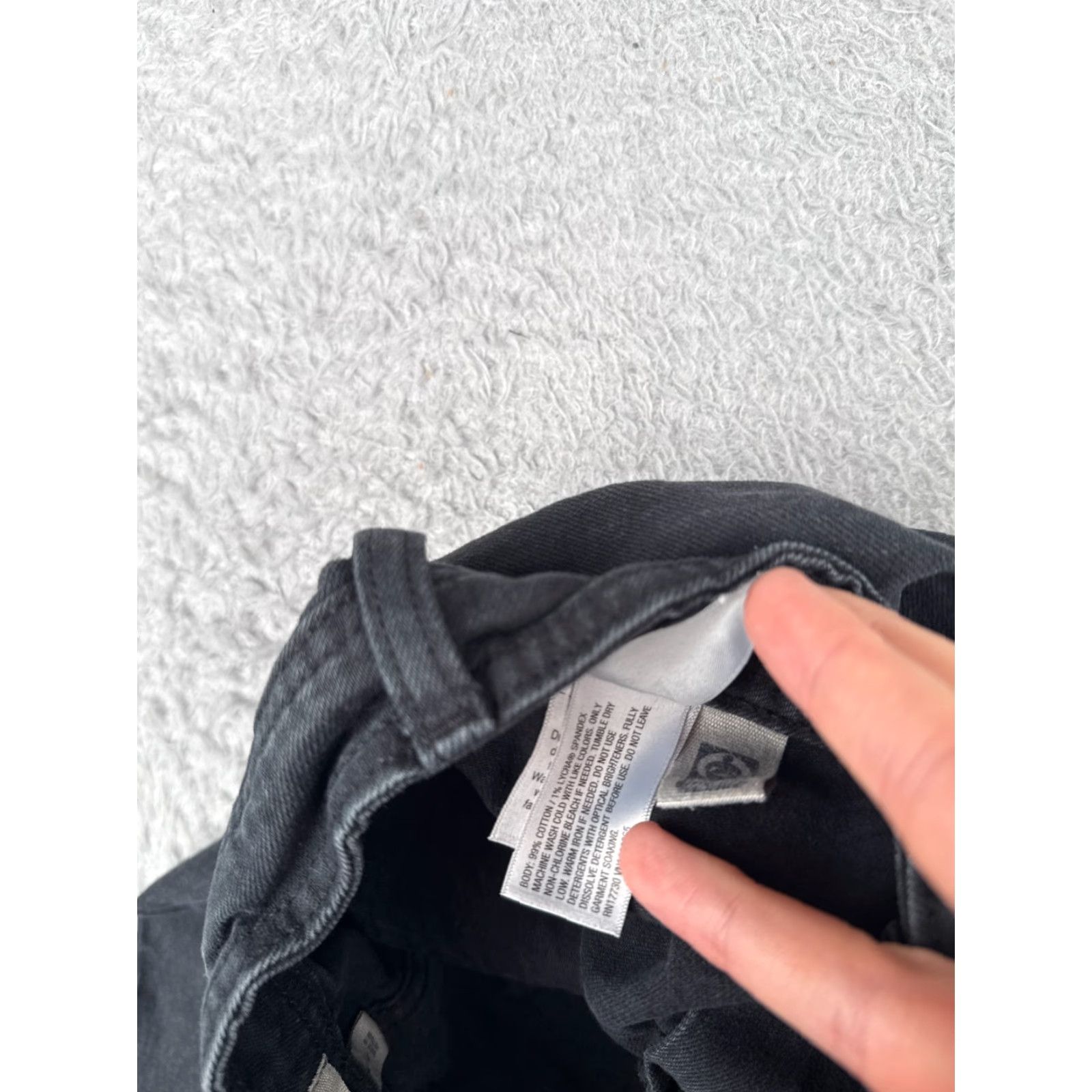 Vintage Universal Thread Jeans Women 4 Black Denim Wide Leg Ankle High Rise Cotton 26x28 Jeans Womens 26 28 Black 90s Vintage? Size 27" / US 4 / IT 40 - 7 Thumbnail