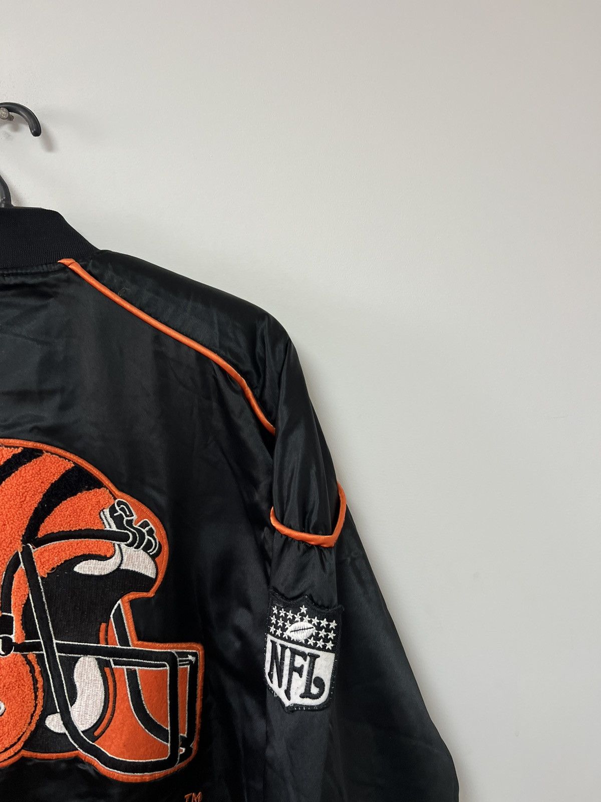 Vintage Vintage 90s Cincinnati Bengals Bomber Jacket Nfl Campri S/M Size US M / EU 48-50 / 2 - 8 Thumbnail