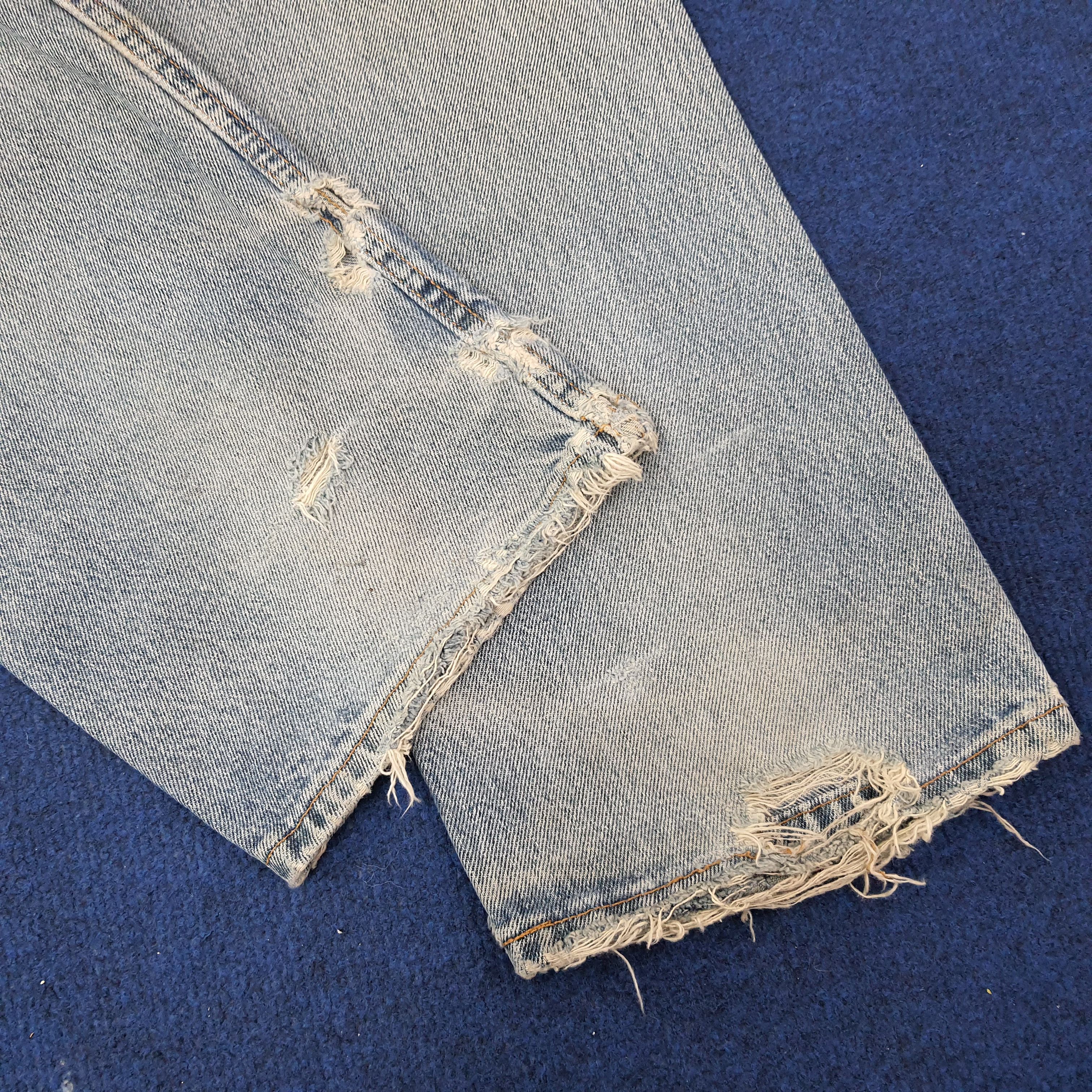 Levi's Vintage Levi's 505 Authentic Red Tab Distressed Jean C228N19 Size US 32 / EU 48 - 6 Thumbnail