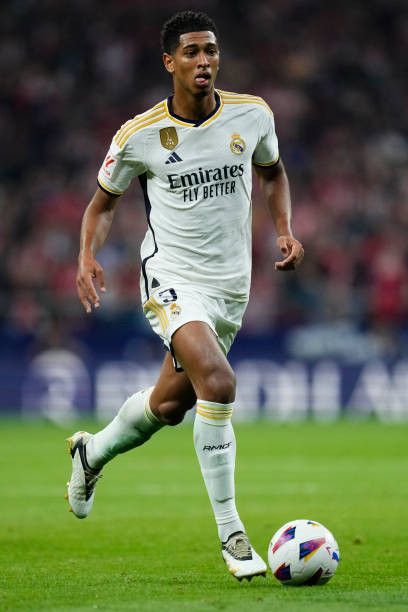 Adidas Real madrid home 2023/2024 jude bellingham jersey football Size US M / EU 48-50 / 2 - 14 Thumbnail