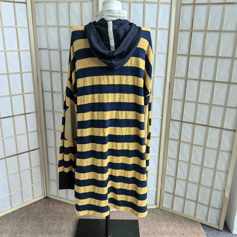 Loewe LOEWE woollen sweater Size XS / US 0-2 / IT 36-38 - 2 Thumbnail