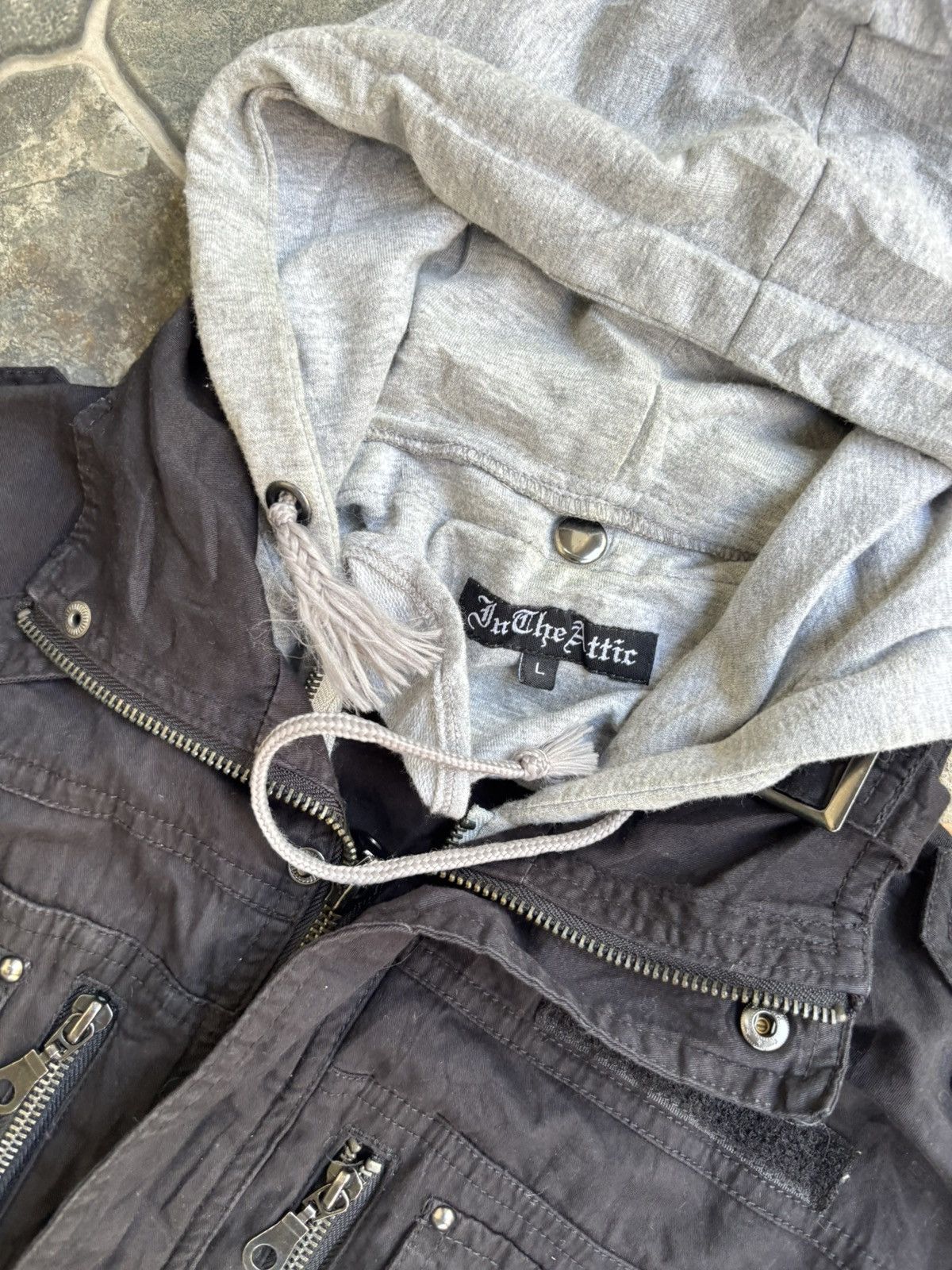 In The Attic If six was nine in the attic y2k bono cargo jacket Size US L / EU 52-54 / 3 - 5 Thumbnail